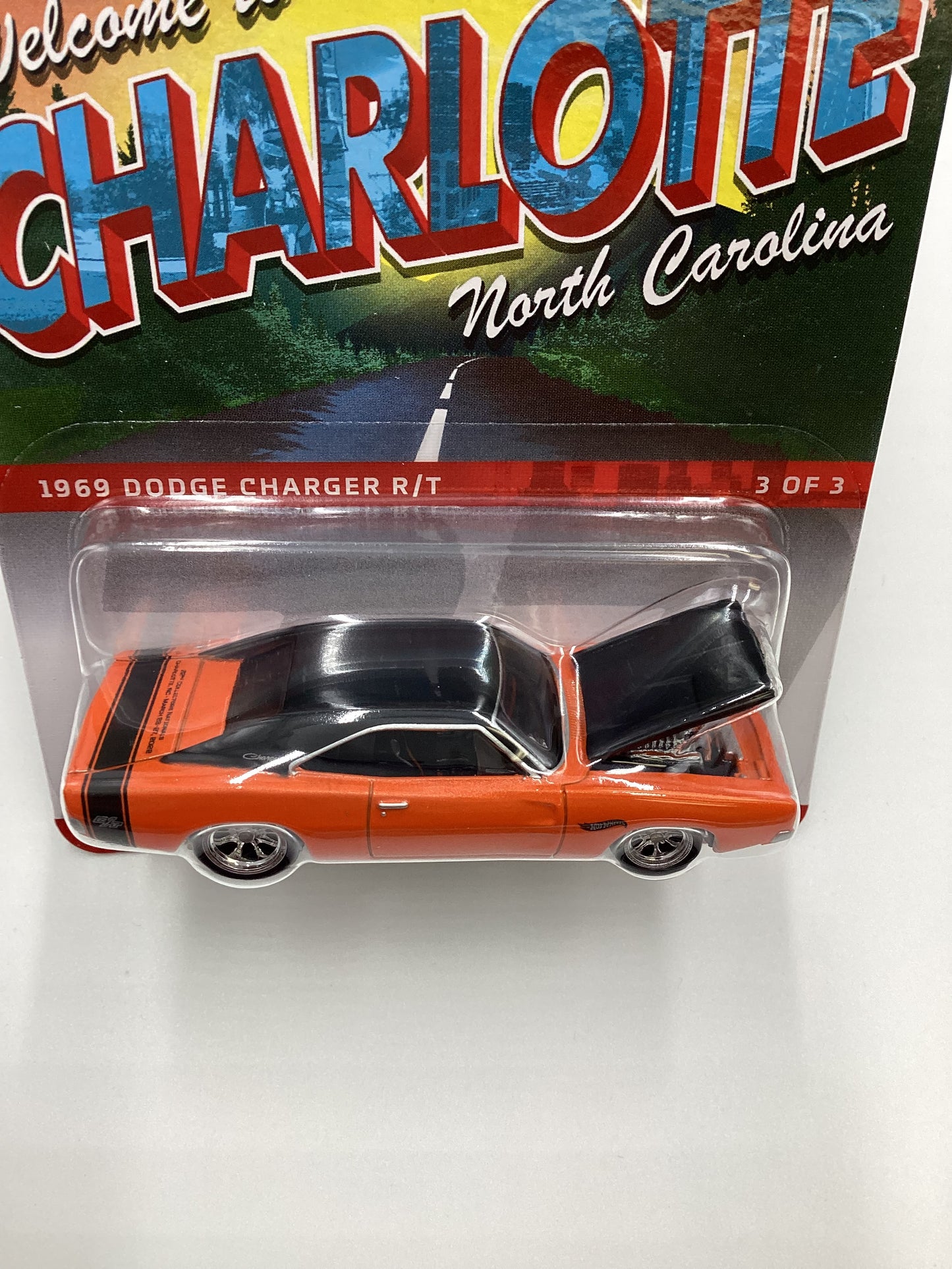 2022 Hot wheels 22nd Annual Collectors Nationals Charlotte 1969 Dodge Charger R/T Orange 2777/4000 with protector