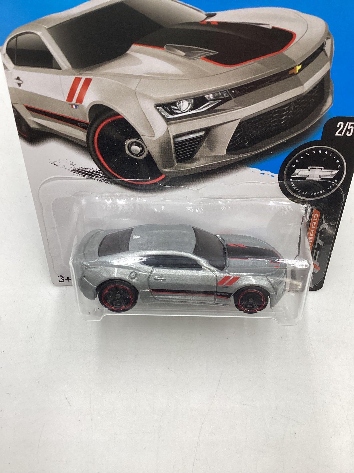 2017 Hot wheels #155 Silver 16 Camaro SS 4B