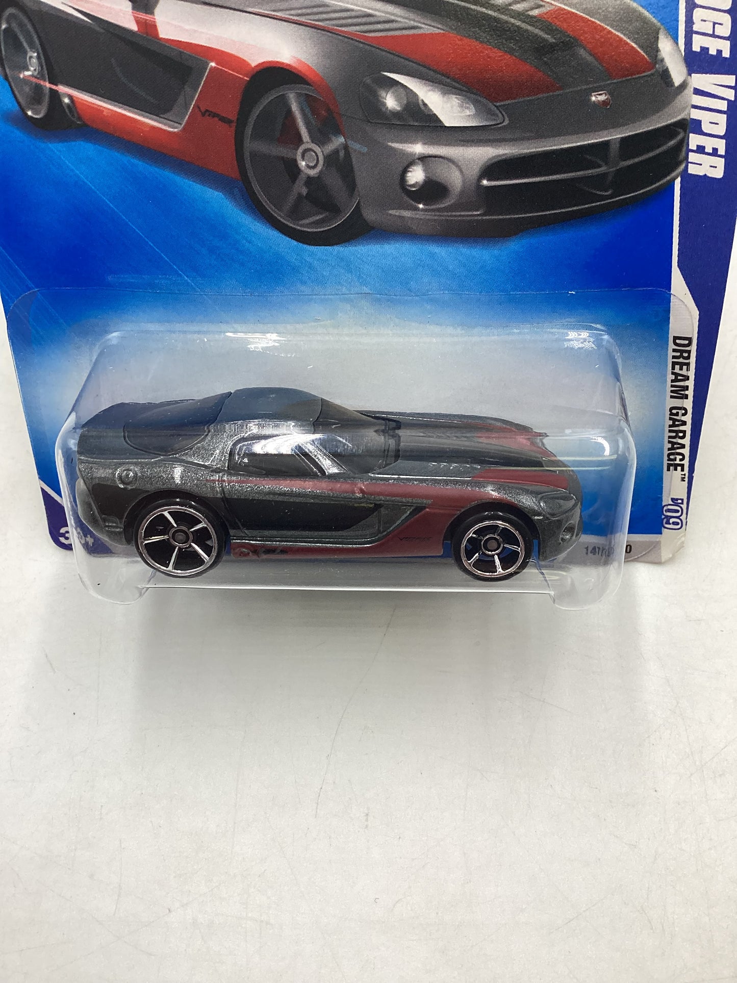 2009 Hot Wheels #147 2006 Dodge Viper Gray 52B