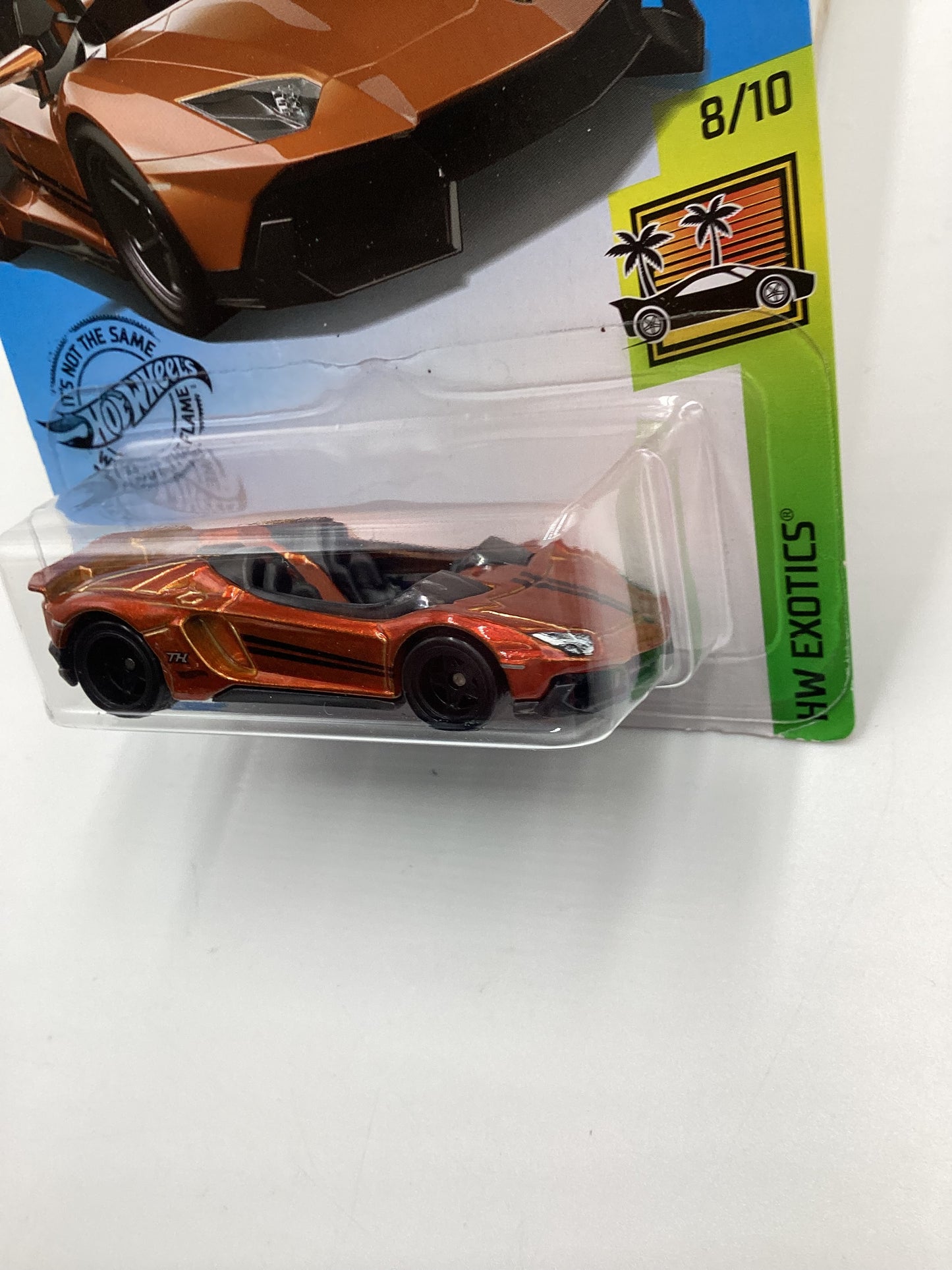 2019 Hot Wheels Super Treasure Hunt #223 Lamborghini Aventador J W/Protector
