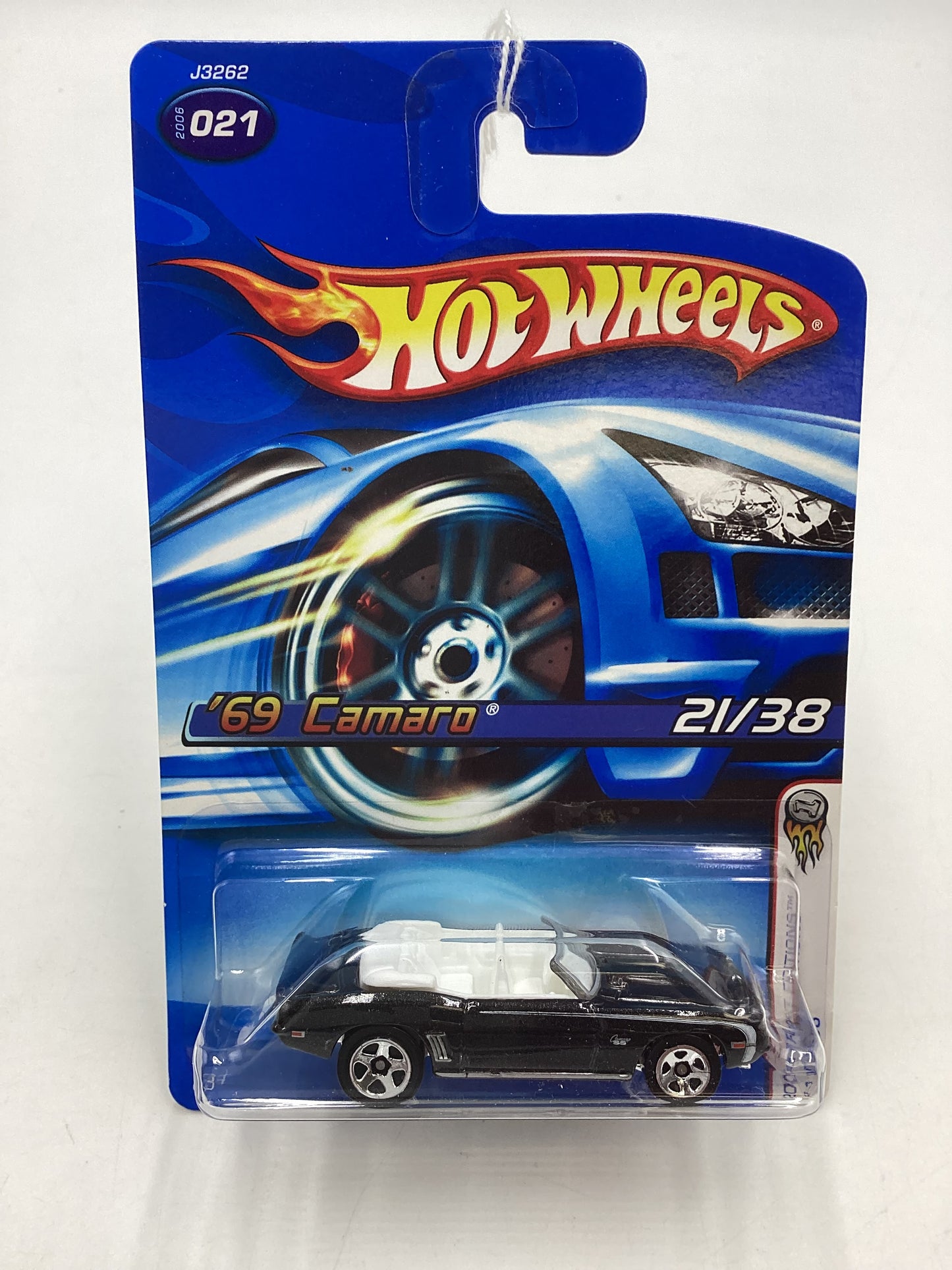 2006 Hot wheels #021 Black 69 Camaro 18F