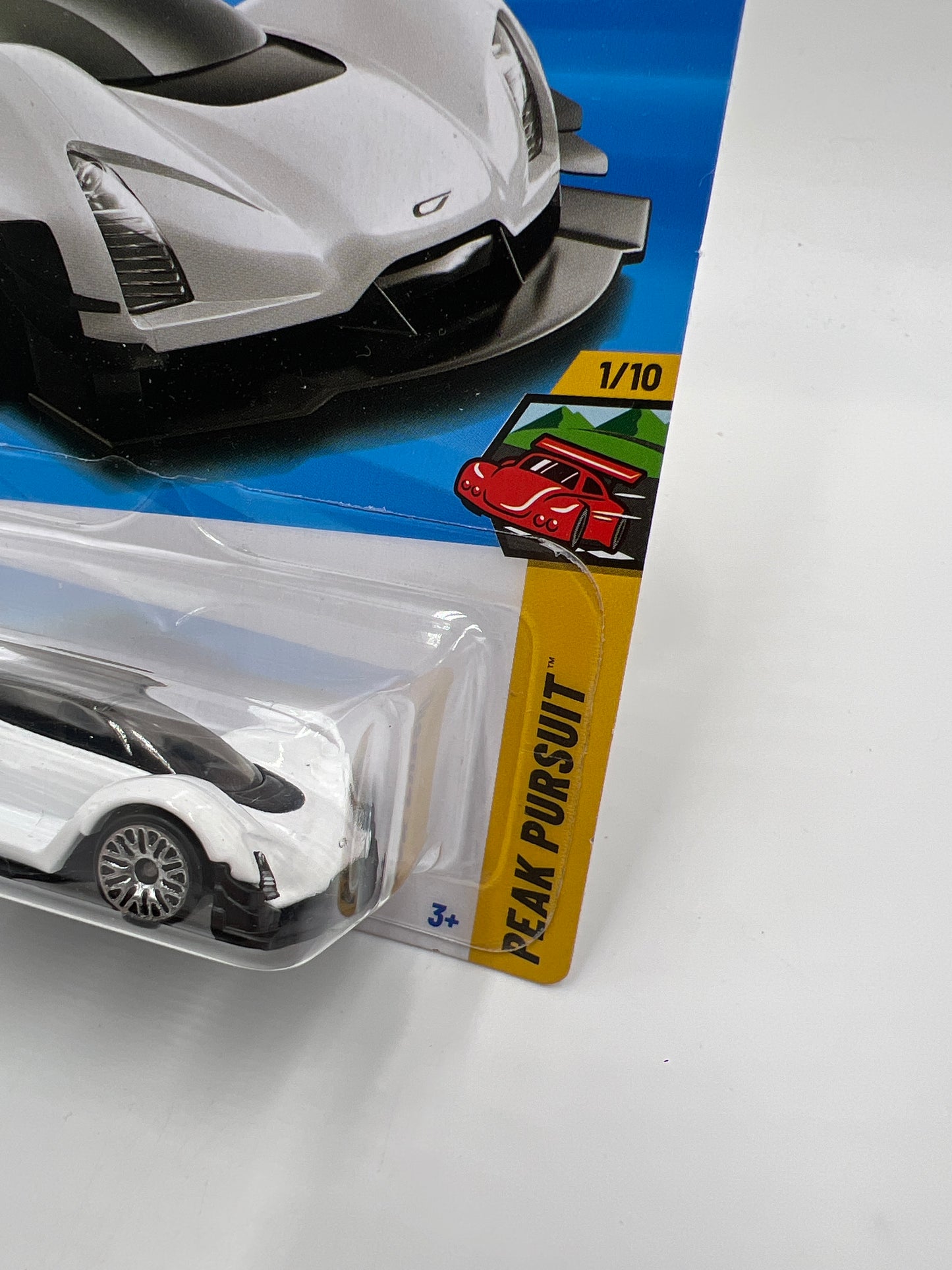 2025 Hot Wheels Peak Pursuit #192 Czinger 21C White