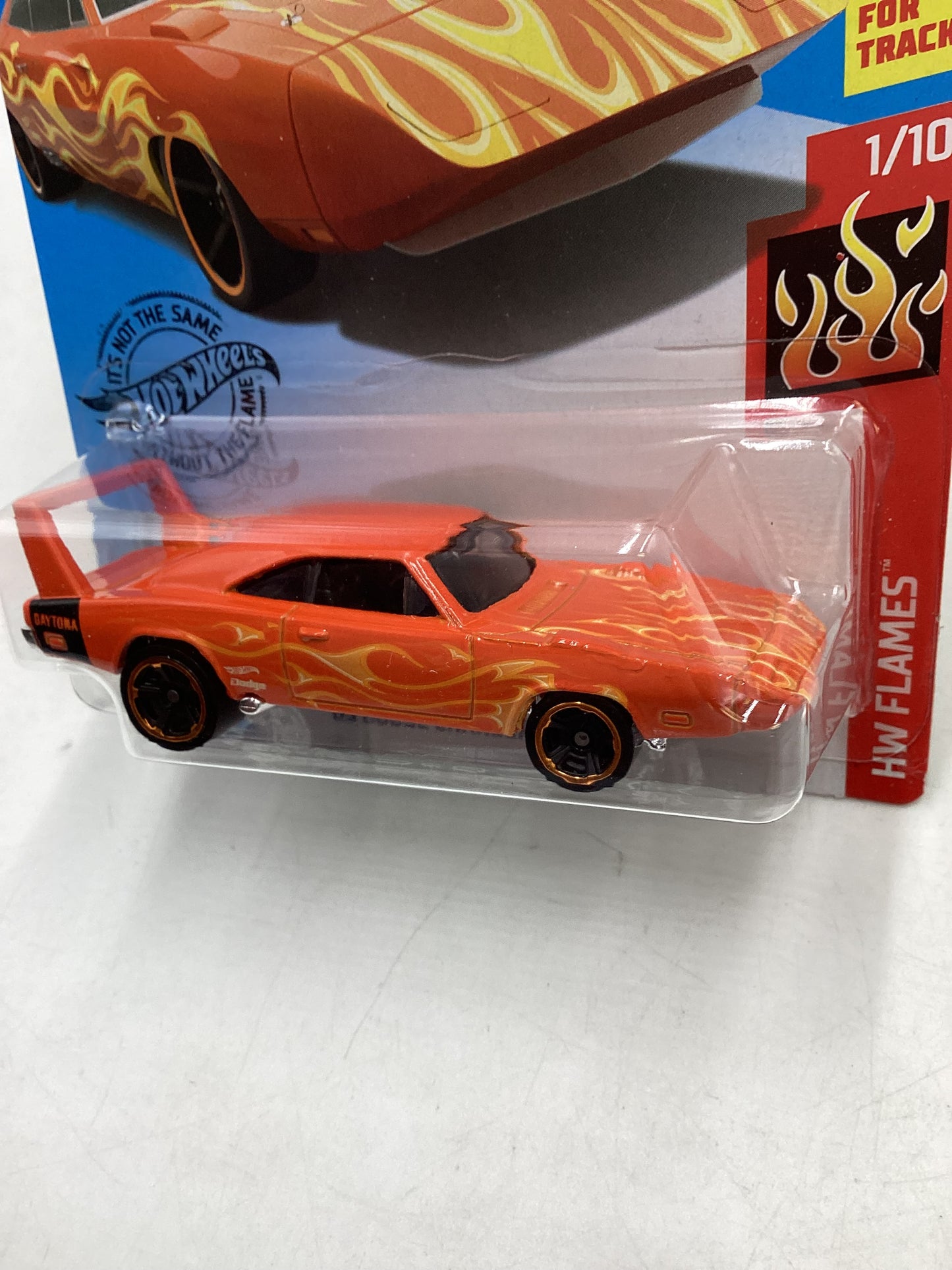 2019 Hot wheels Gamestop Exclusive 69 Dodge Charger Daytona Factory Sealed 236D