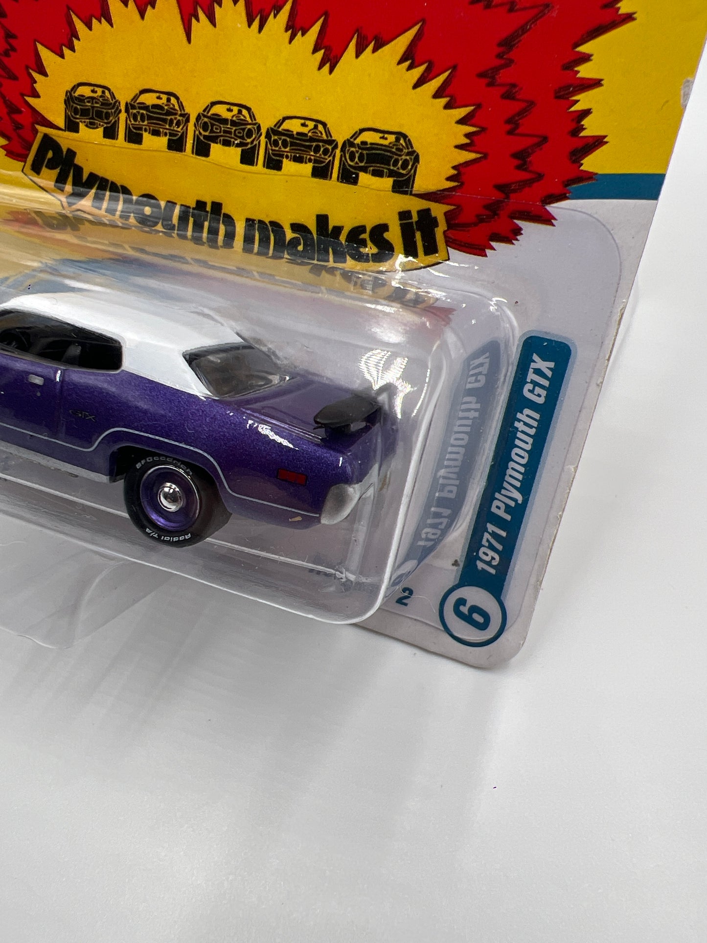 Johnny Lightning Muscle Cars U.S.A Class of 1971 Release 2 Version A 1971 Plymouth GTX In Violet Purple 229B