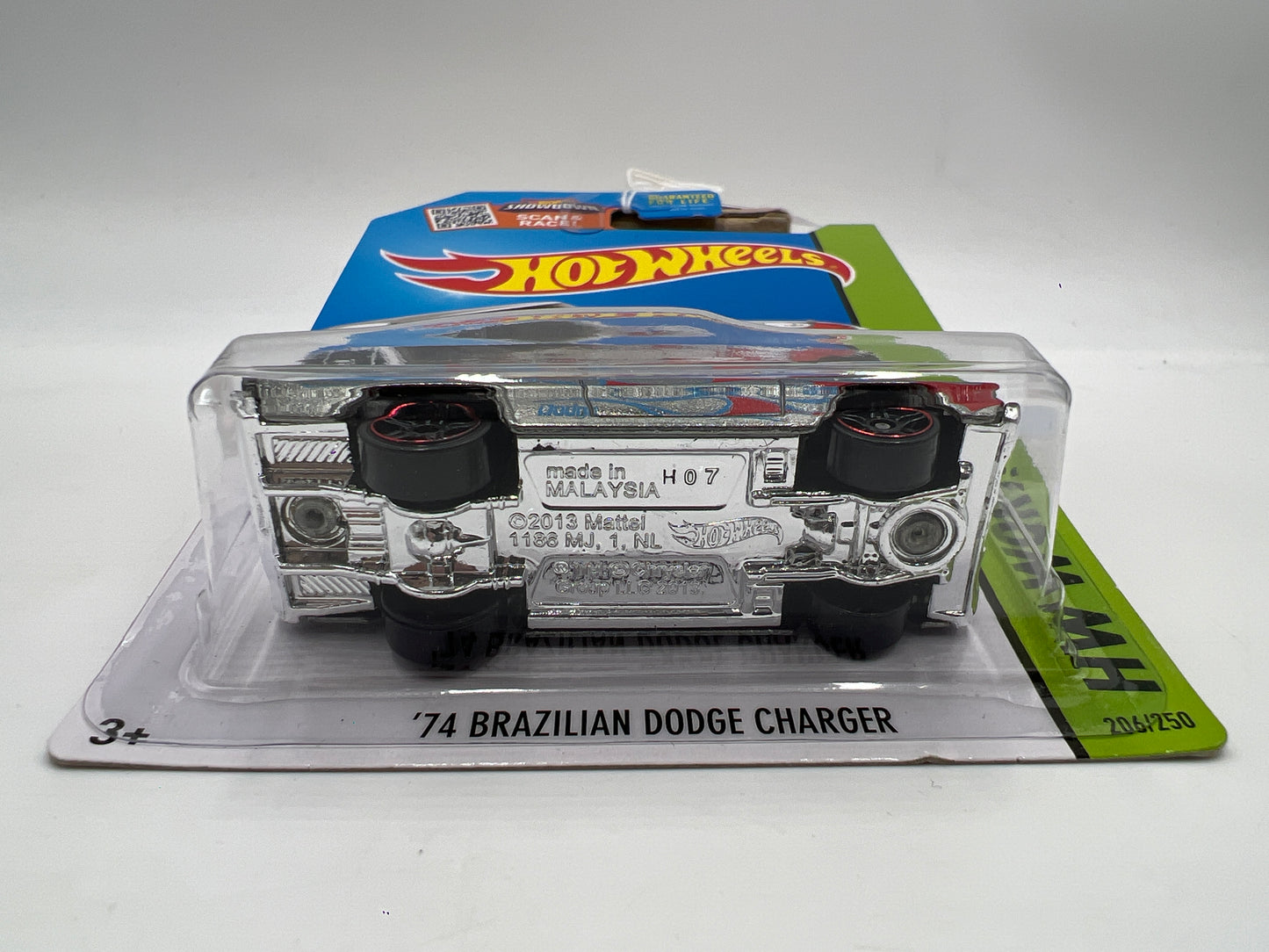 2015 Hot Wheels Walmart Exclusive Zamac 8 #206 74 Brazilian Dodge Challenger 146F
