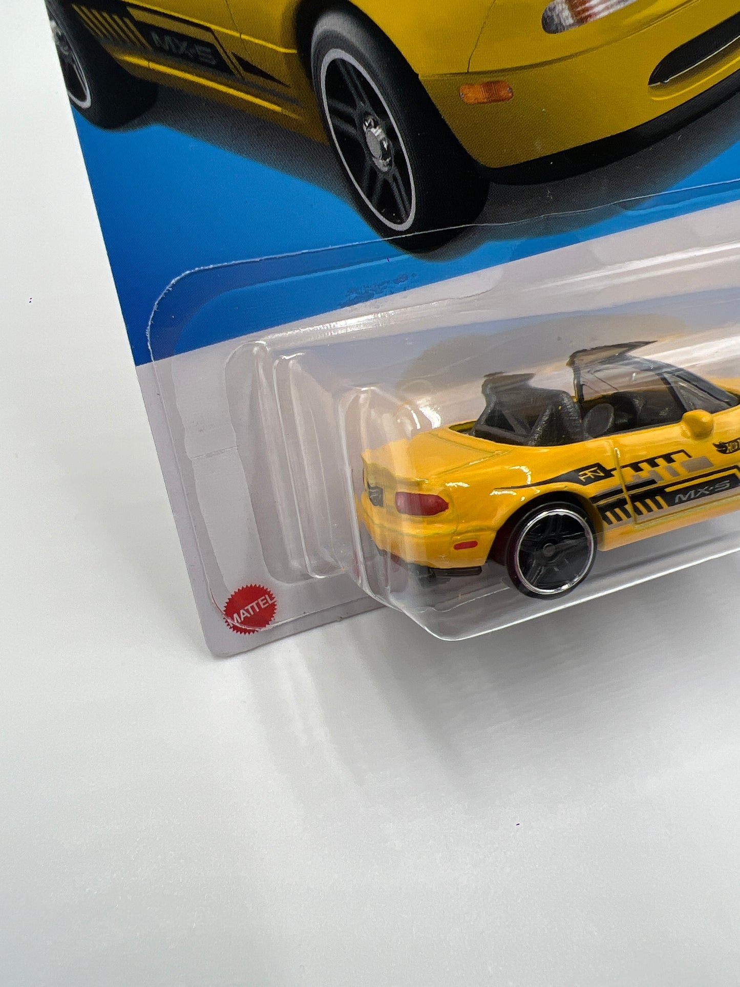 2024 Hot Wheels Q Case #120 91 Mazda MX-5 Miata Yellow 85F