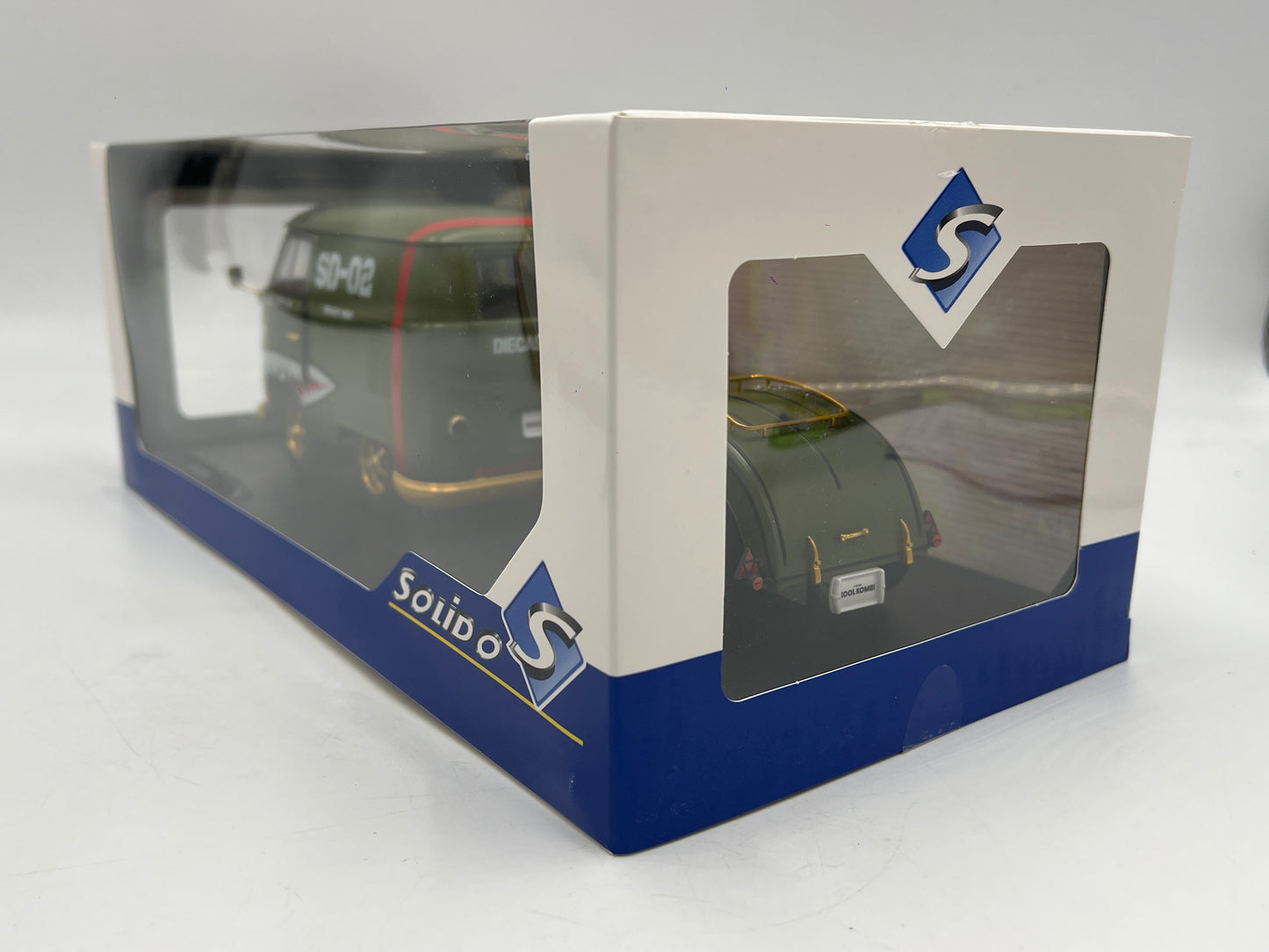 Solido 1:18 Scale Kool Kombi Army Fighter Matte Green W/Trailer