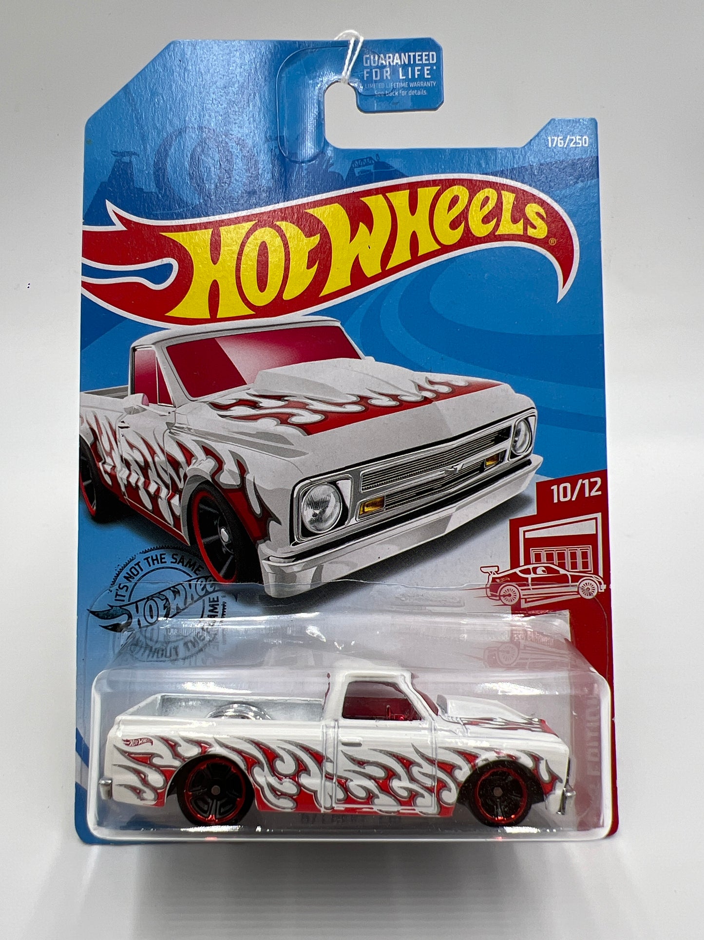 2019 Hot Wheels Target Exclusive Red Edition #176 67 Chevy C10 White 149A