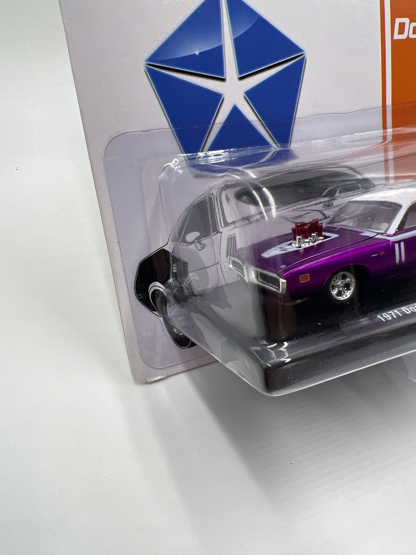 M2 Machines Auto-Drivers 1971 Dodge Charger R/T 383 Purple R30 191B