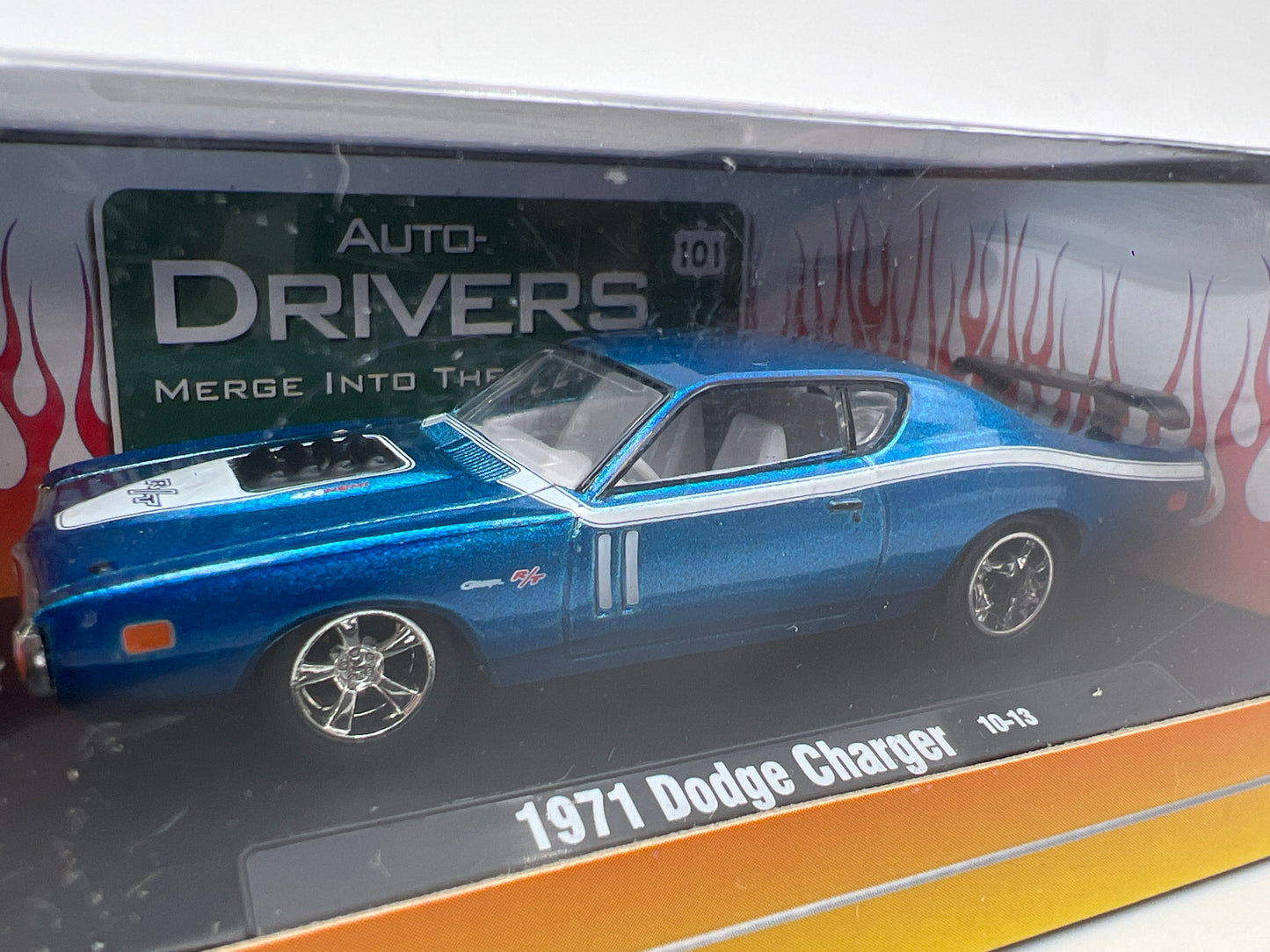 M2 Machines 10-13 Auto Drivers 1971 Dodge Charger Blue