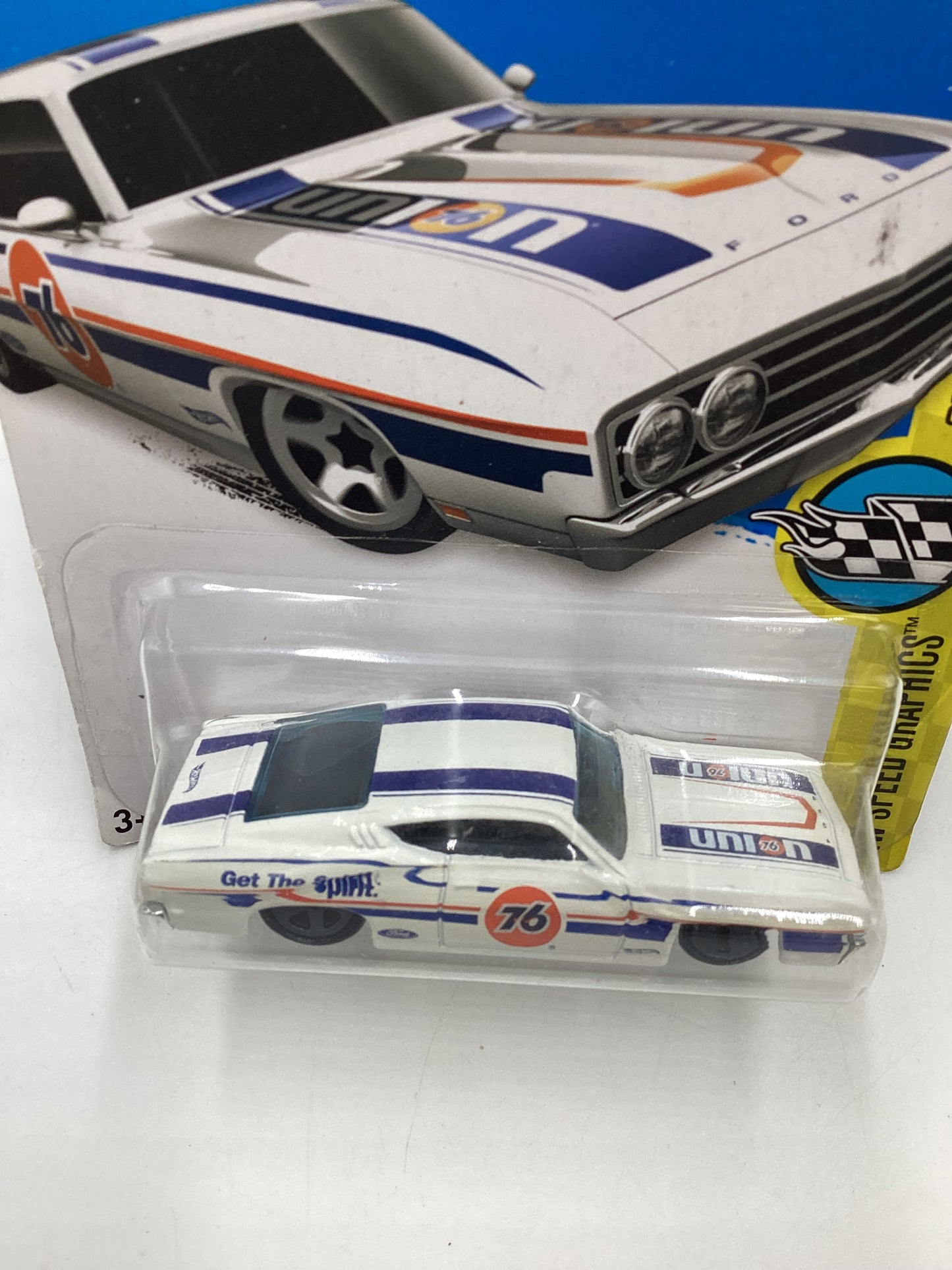 2016 Hot Wheels #183 Speed Graphics 69 Ford Torino Talladega White 31D