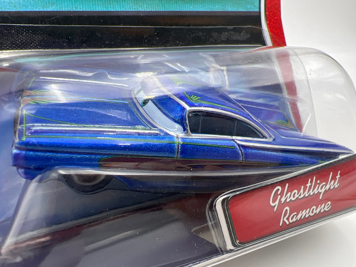 Disney Pixar Cars Ghostlight Ramone 137G