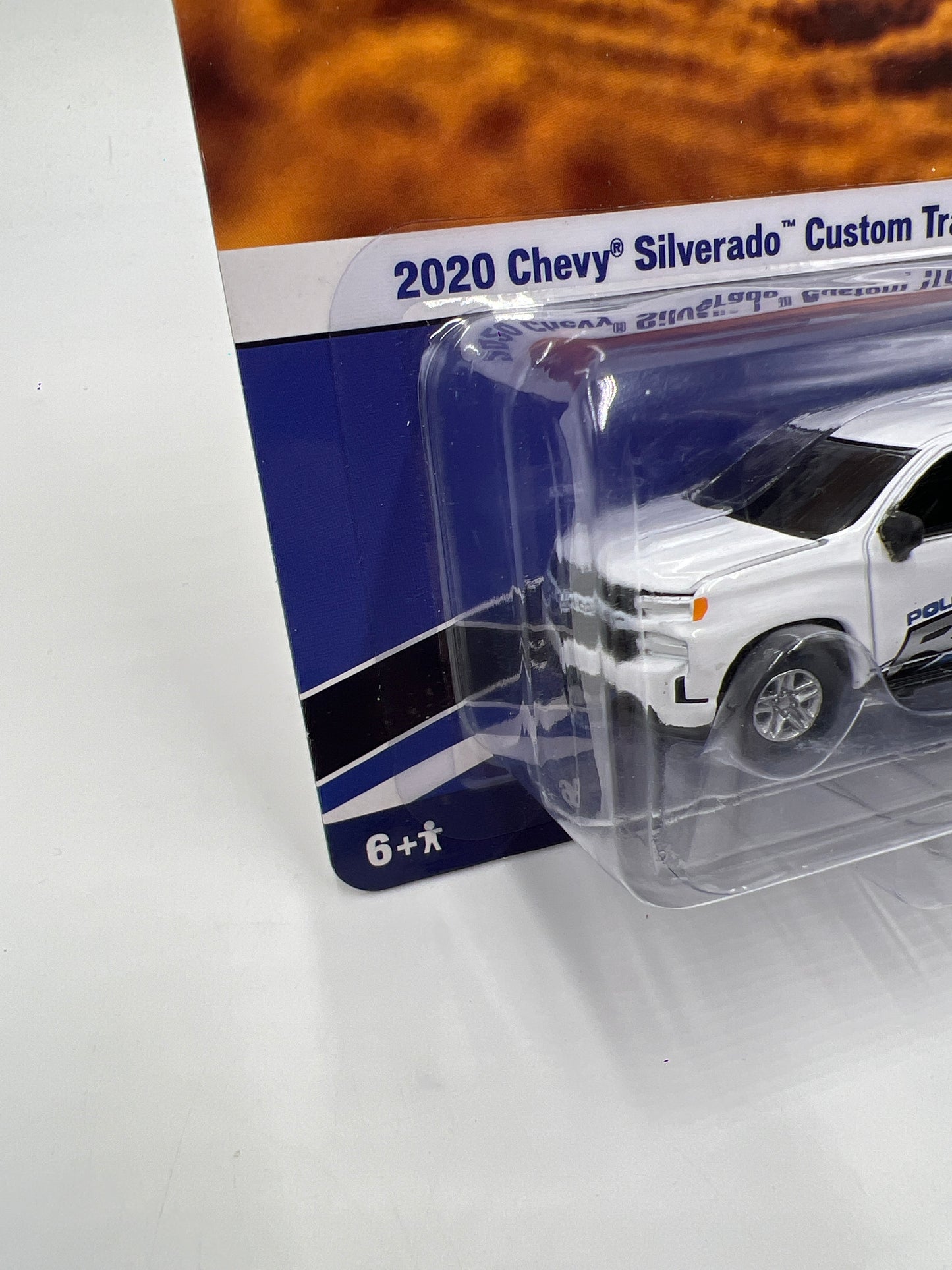 Auto World Big Country Collectibles Polaris RZR 2020 Chevy Silverado Custom Trail Boss 181D