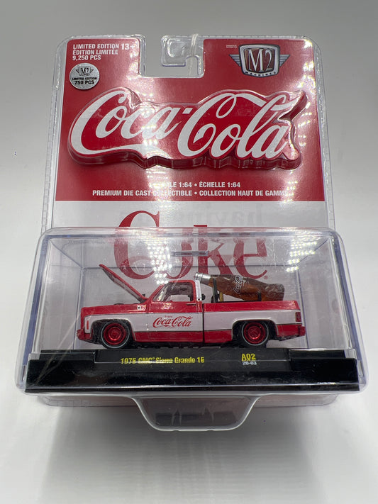 M2 Machines Coca Cola CHASE 1975 GMC Sierra Grande 15 Red/White A02
