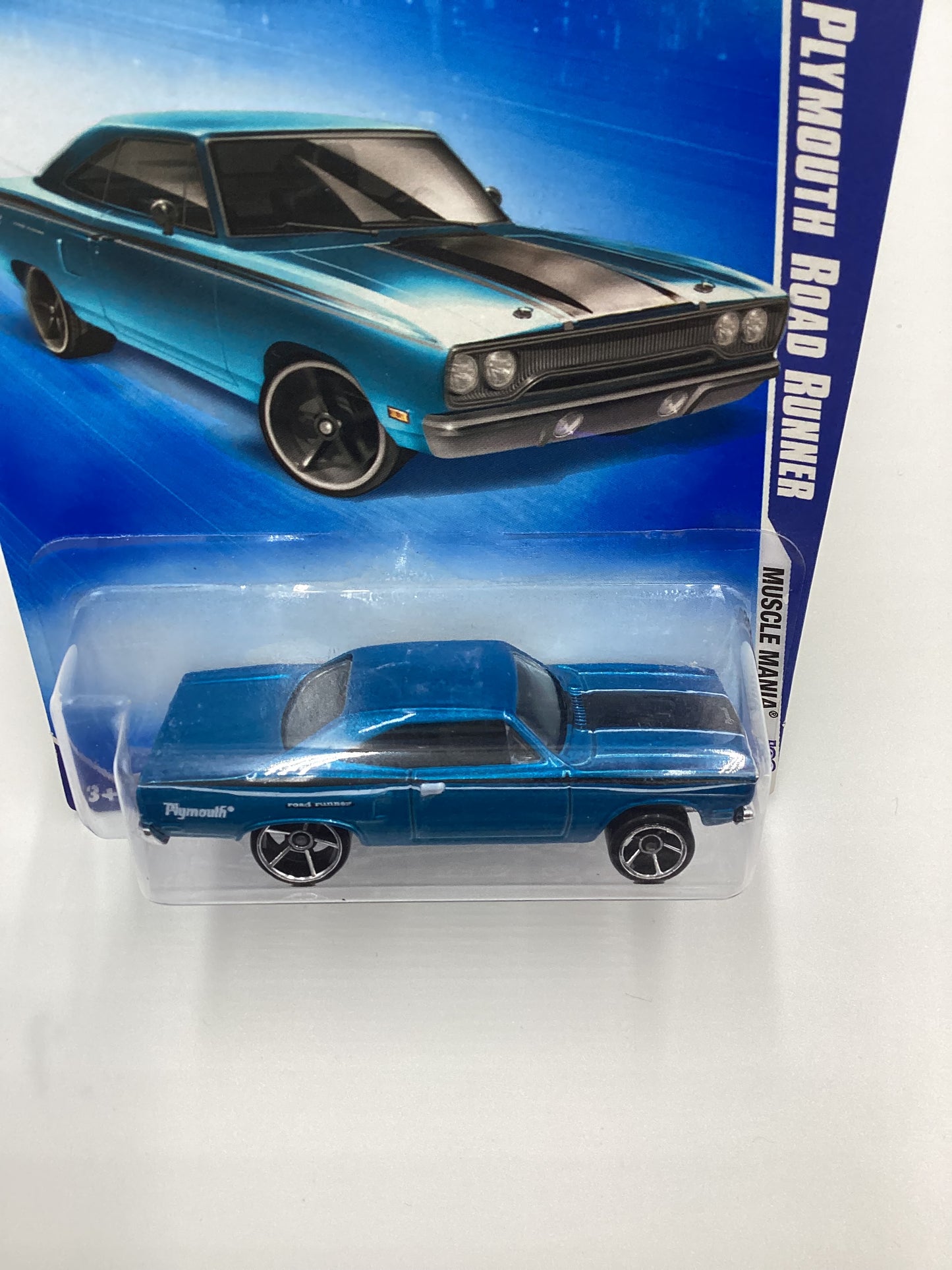 2009 Hot Wheels #079 70 Plymouth Road Runner Blue 46D