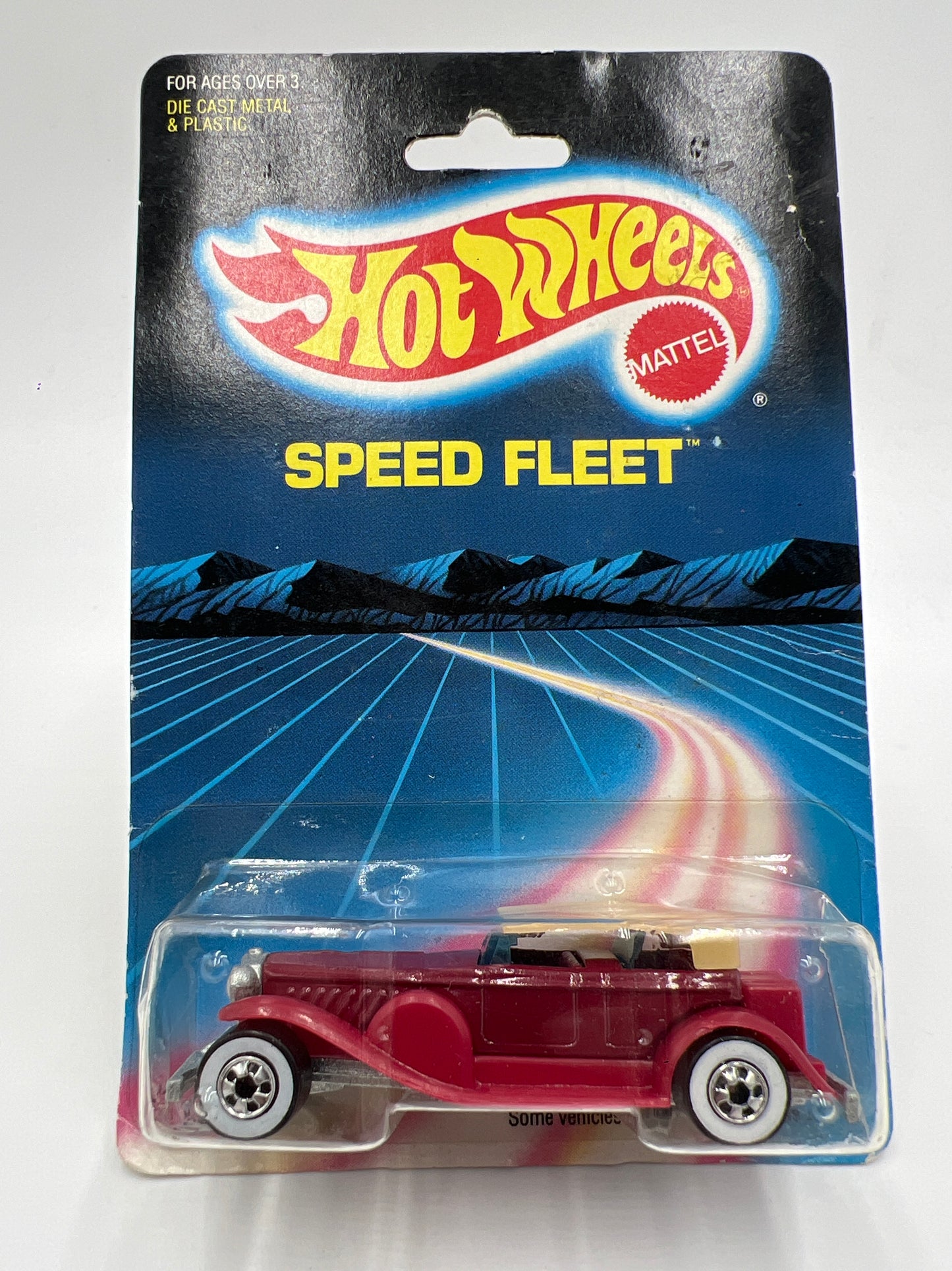 Hot Wheels Original 1986 Speed Fleet #2533 31 Doozie Burgundy  W/Protector Blister Not Perfect