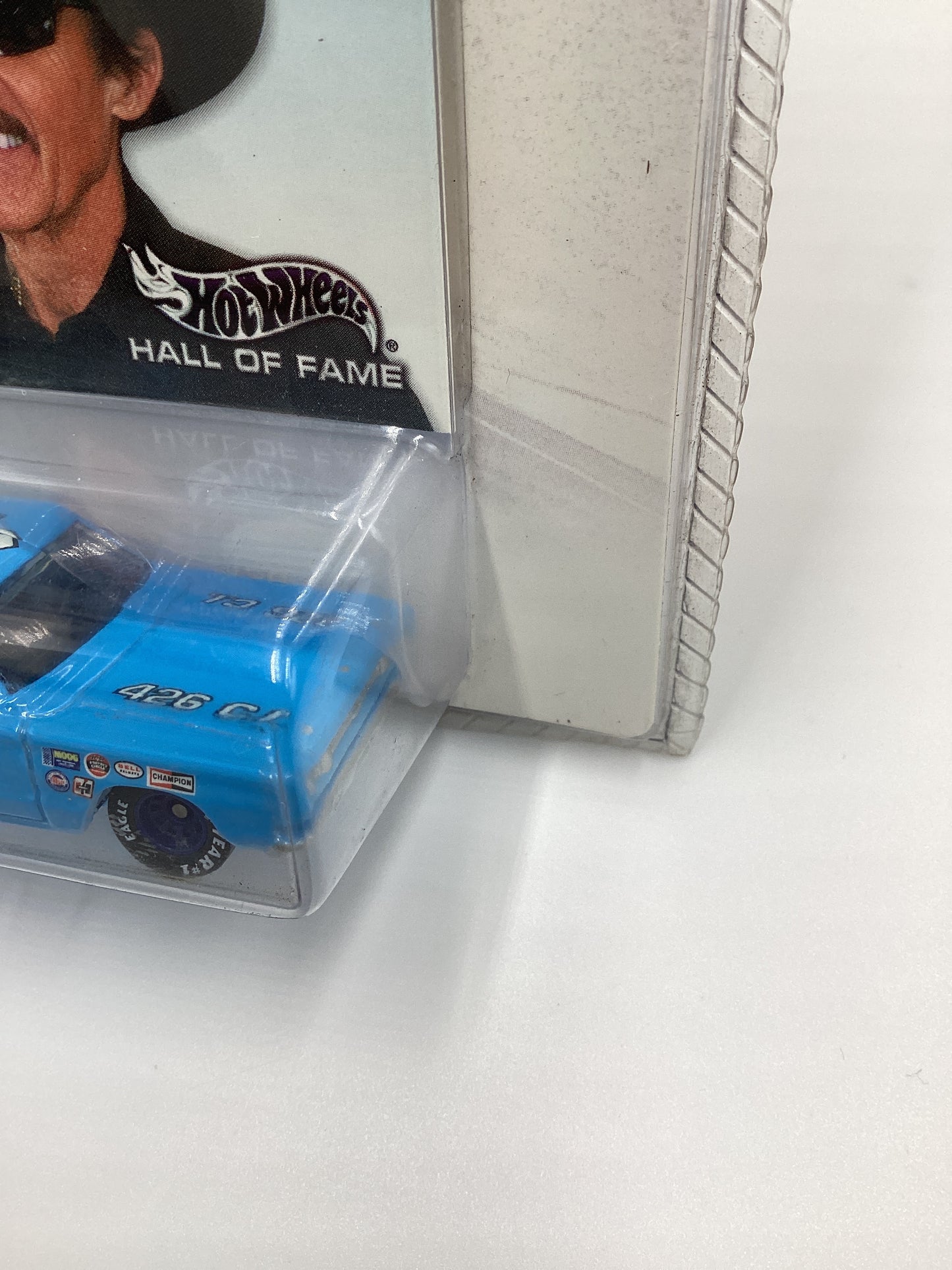 Hot Wheels Hall Of Fame Milestone Moments 67 Plymouth Richard Petty Crowned King Blue (SR)