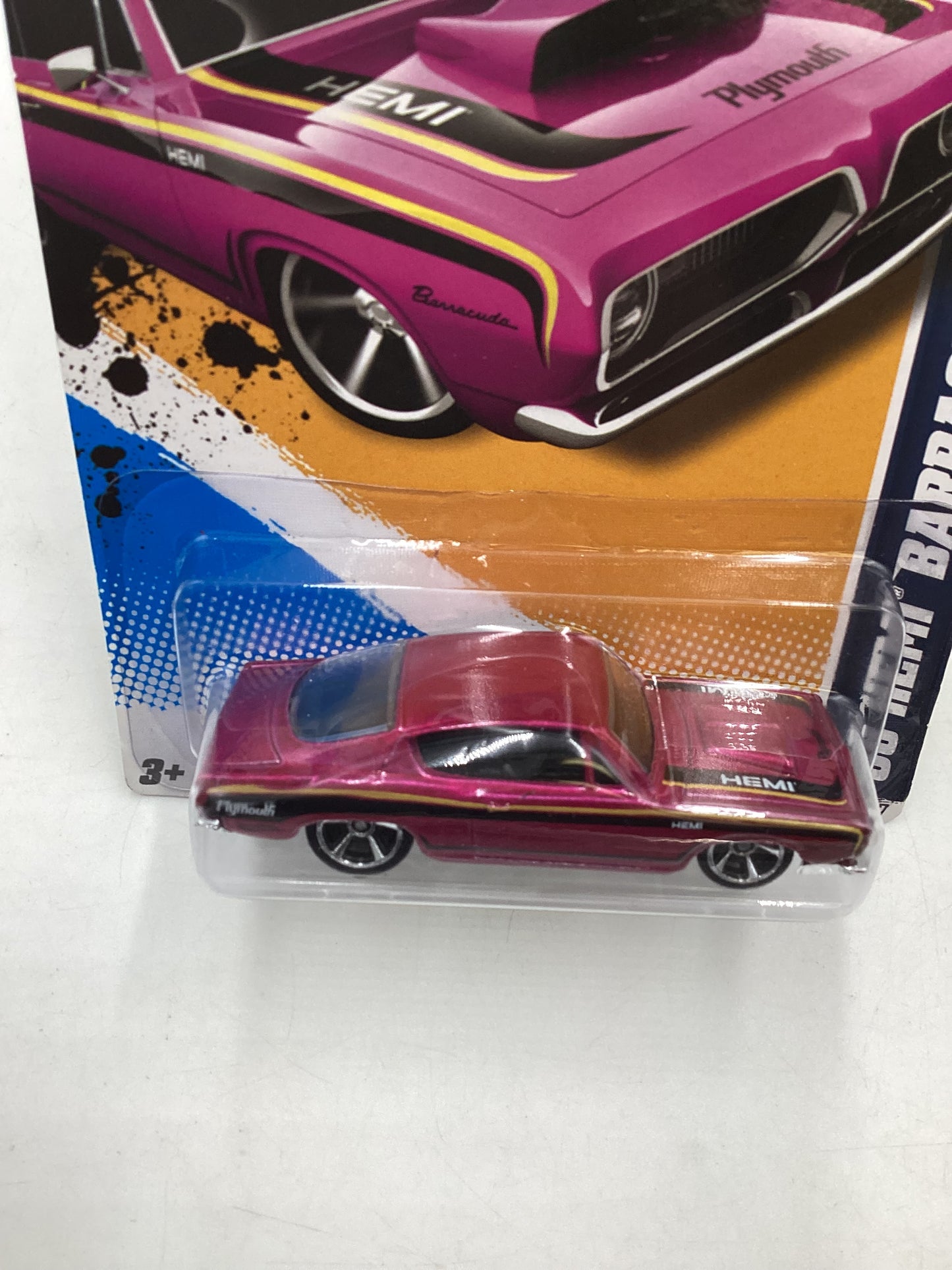 2012 Hot Wheels Muscle Mania #87 68 Hemi Barracuda Kmart Exclusive 240D