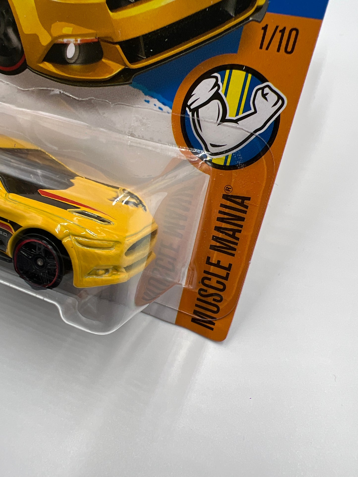 2016 Hot Wheels Muscle Mania #121 2015 Ford Mustang GT Yellow 26H