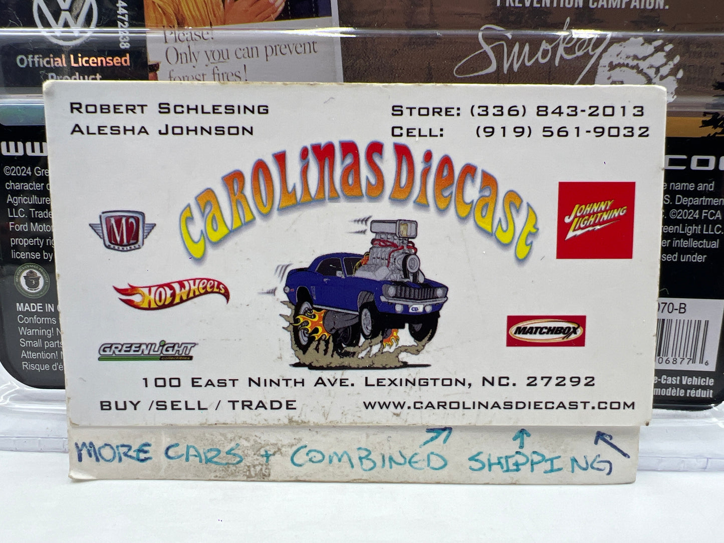 Greenlight Smokey Bear Series 4 CHASE 1968 Volkswagen Type 2 Double Cab Pickup Ladder Truck Chrome Green