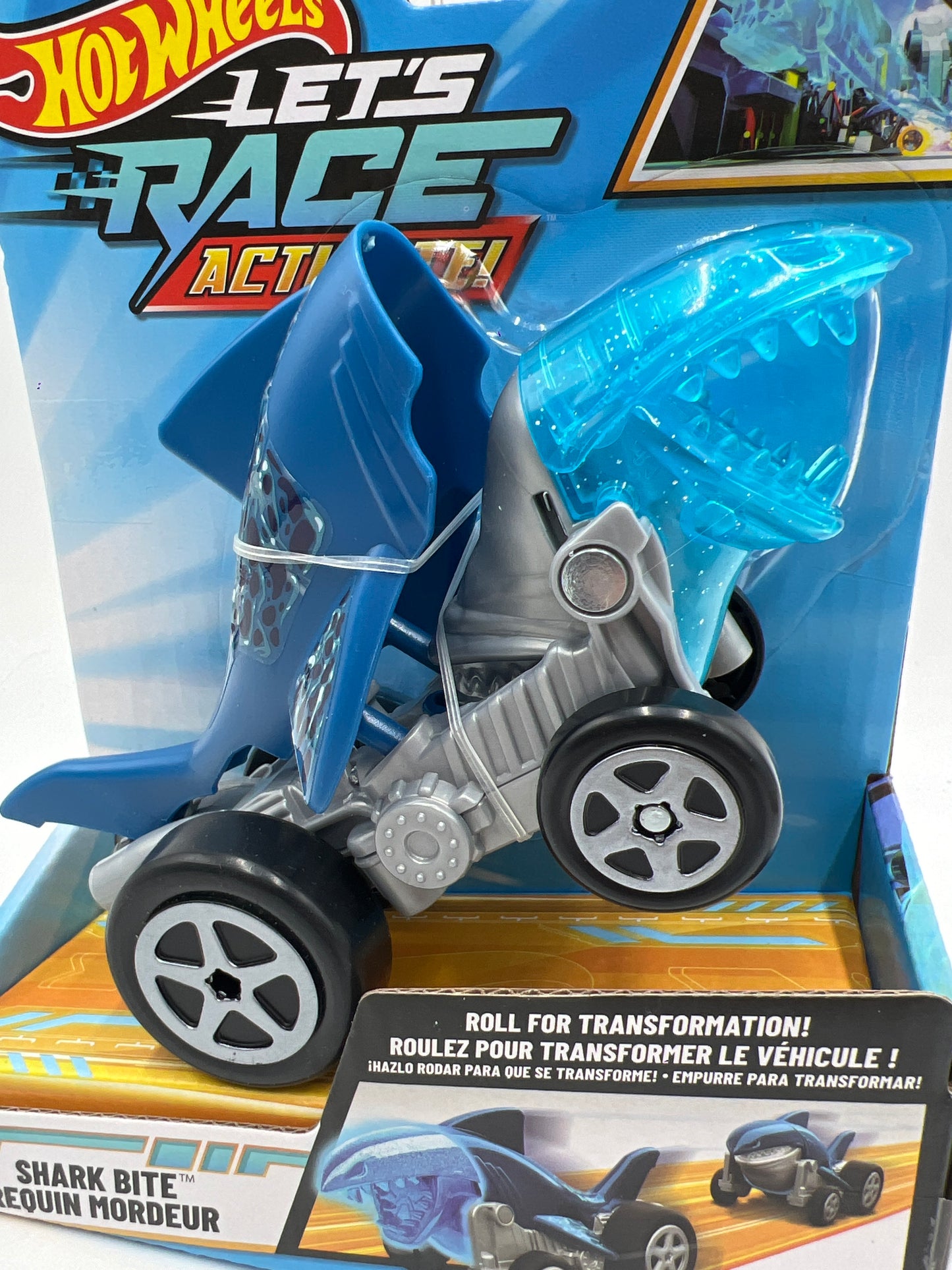 Hot Wheels 1/32 Scale Lets Race Activate Shark Bite Blue
