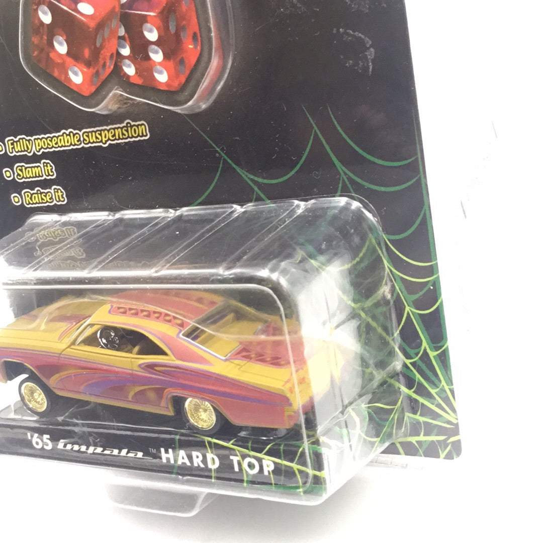 Loc Riderz 65 Impala Hard Top with poseable suspension