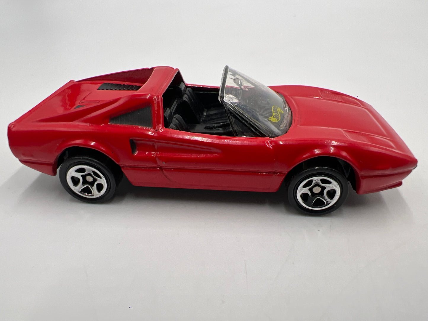 Hot Wheels Mainline Ferrari 308 GTS Red Loose