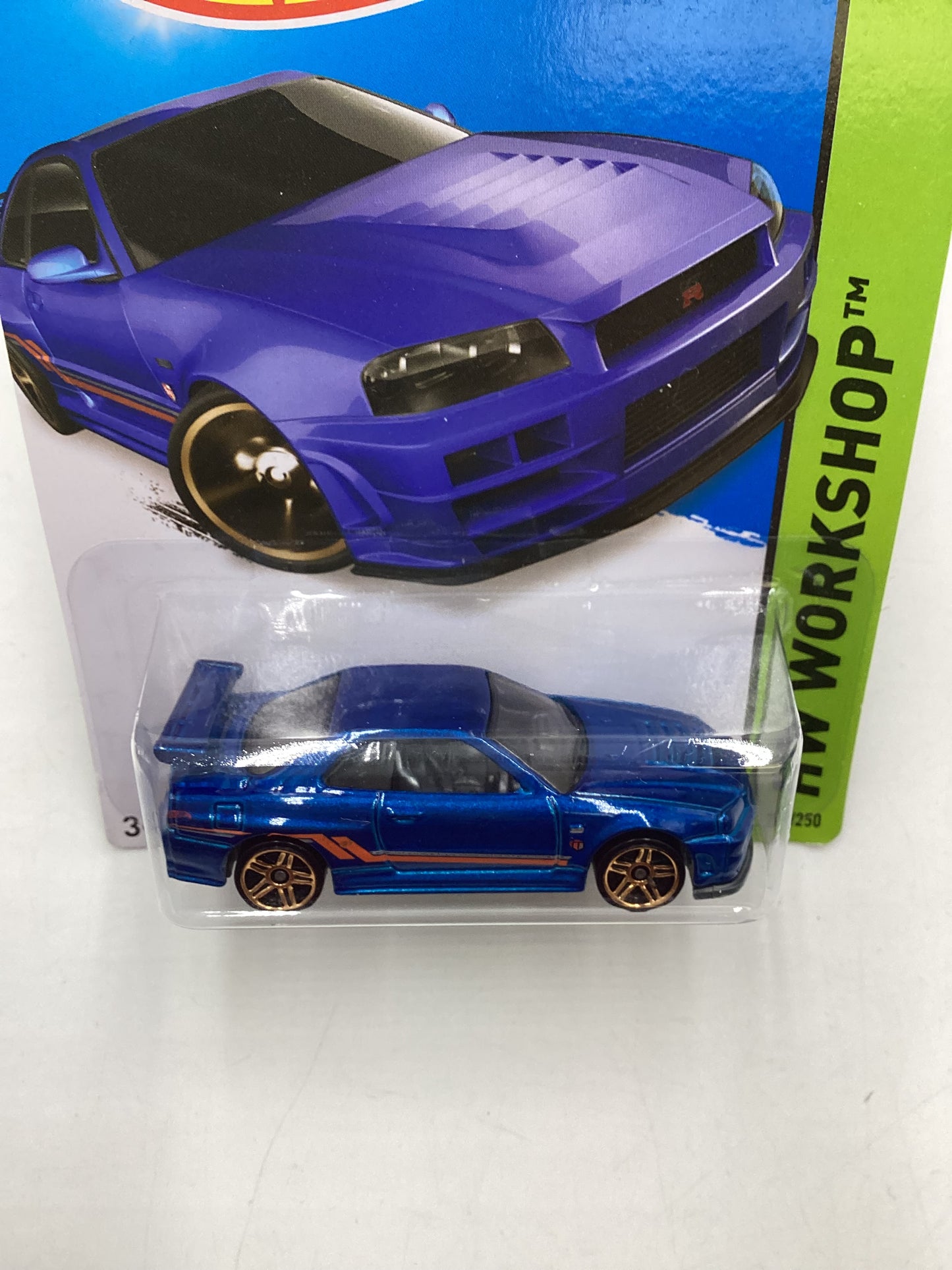 2014 Hot Wheels #230 Nissan Skyline GT-R (R34) Blue W/protector