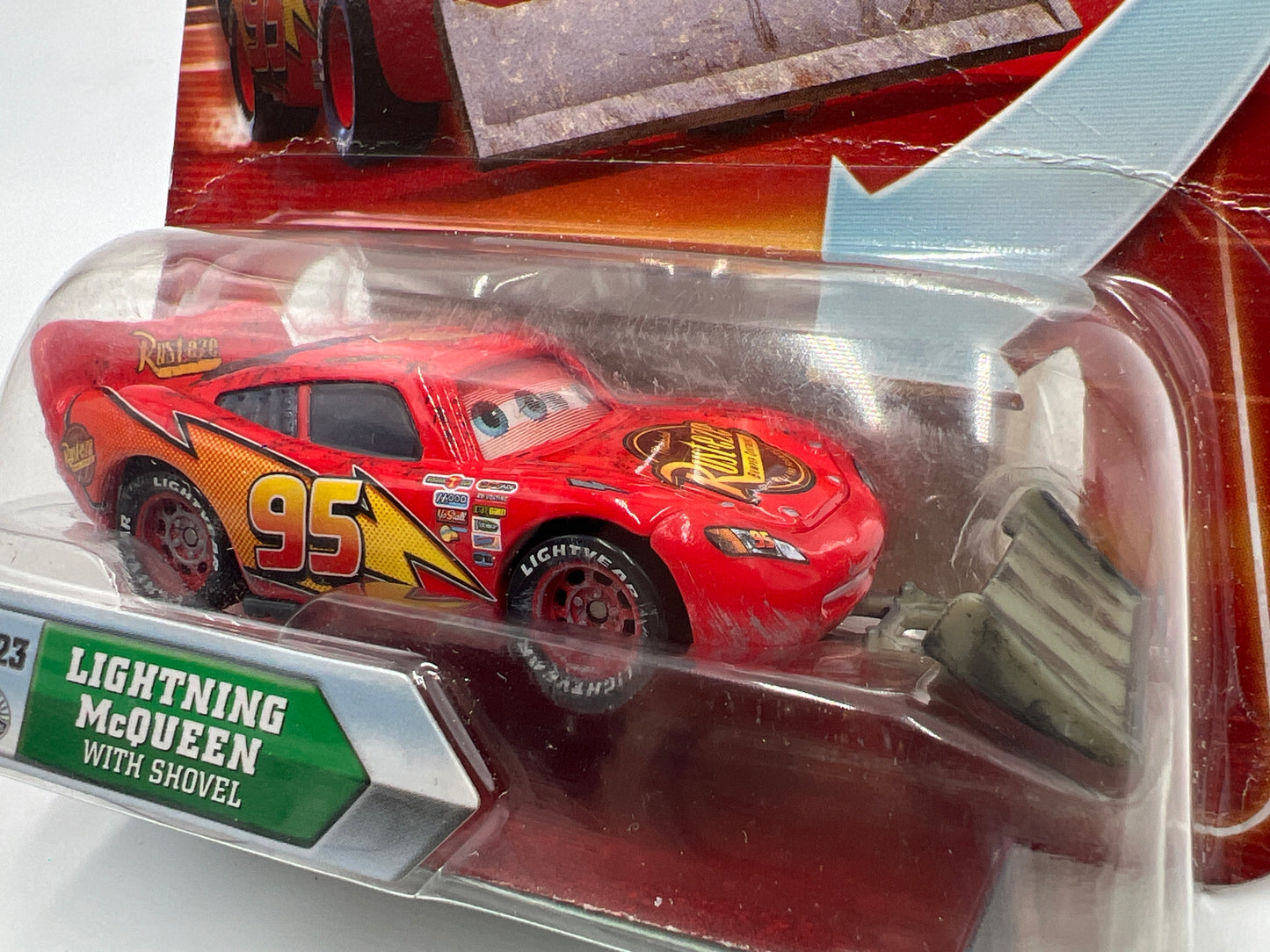 Disney Pixar Cars #123 Lightning McQueen With Shovel 137E