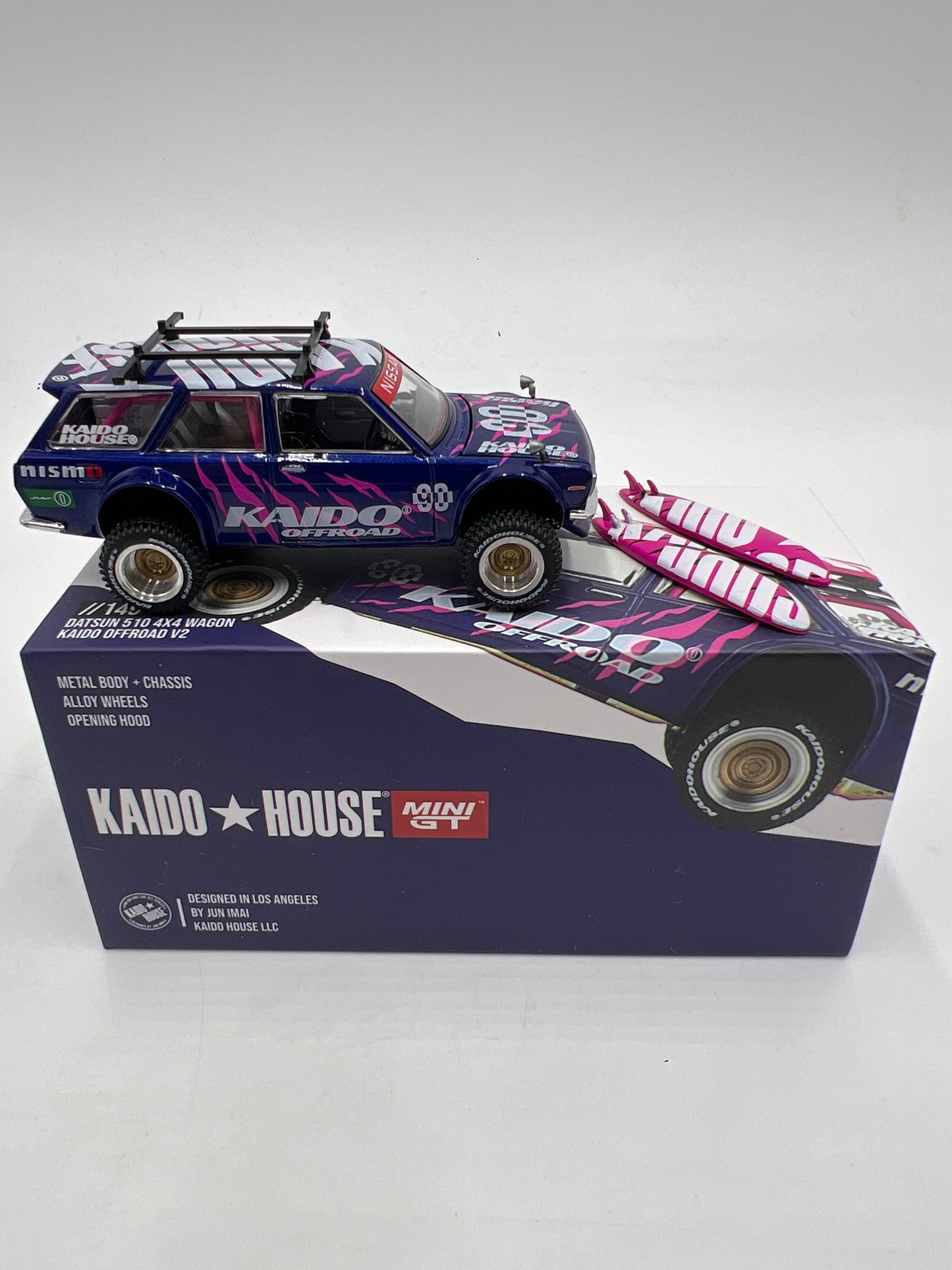 Mini GT x Kaido House #149 Datsun 510 4x4 Wagon Kaido Off-road V2 Purple W/Surfboards