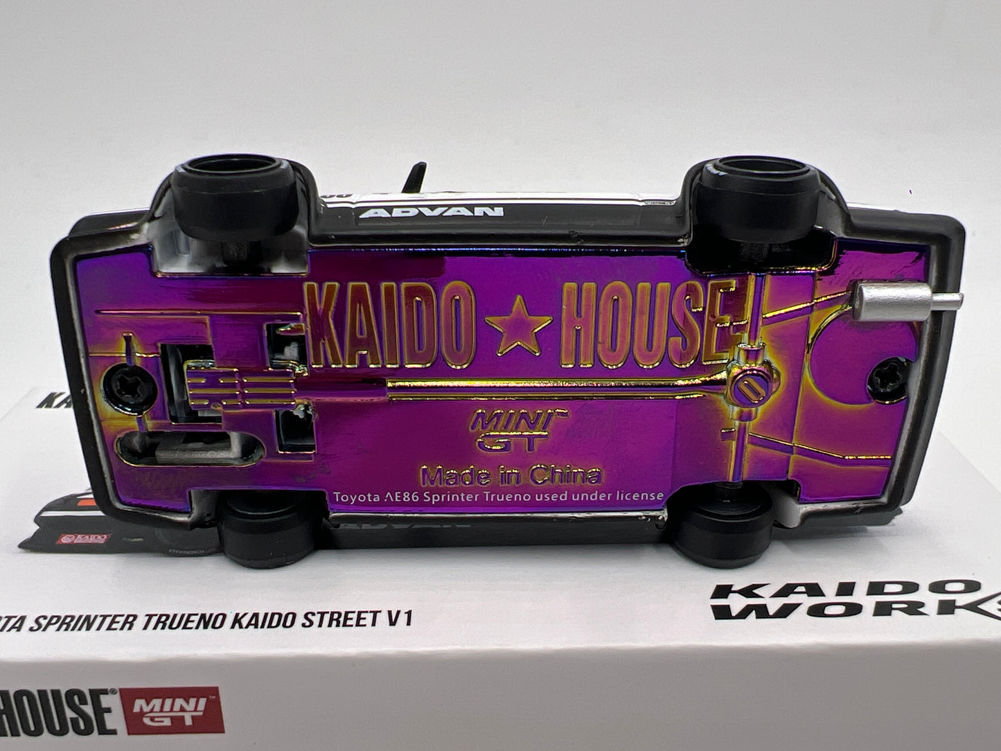 Mini GT Kaido House #180 KHMG 180 Toyota Sprinter Trueno Kaido Street V1 White/Black