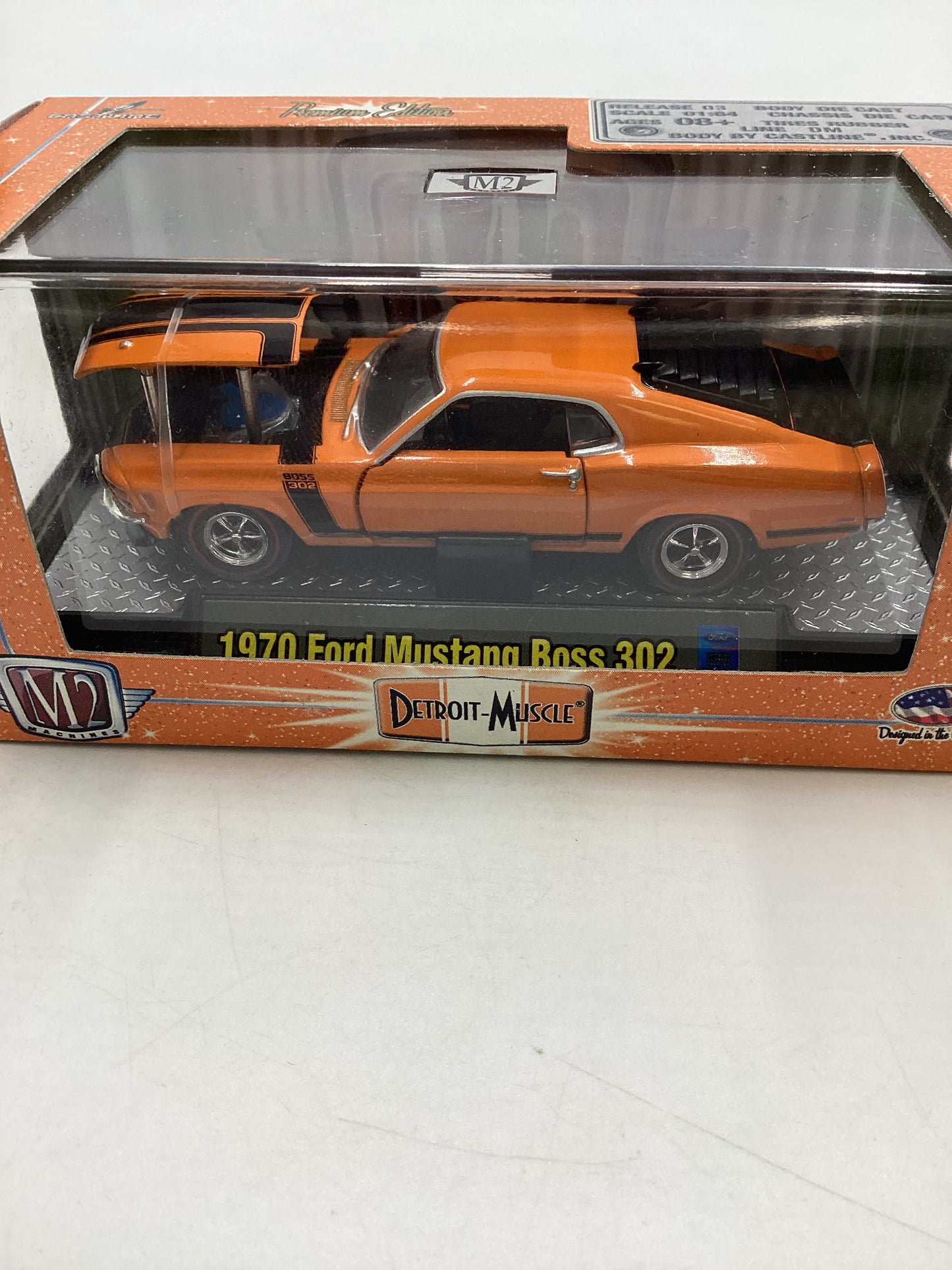 M2 Machines Premium Edition 1970 Ford Mustang Boss 302 Orange 09-06