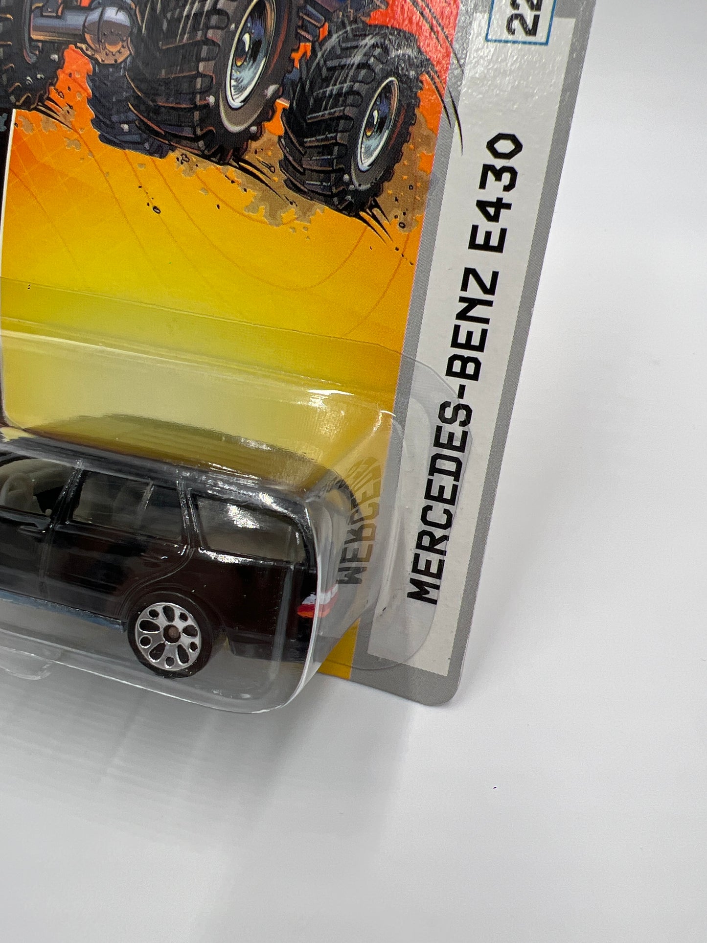 Matchbox MBX Metal #22 Mercedes-Benz E430 Black 209A