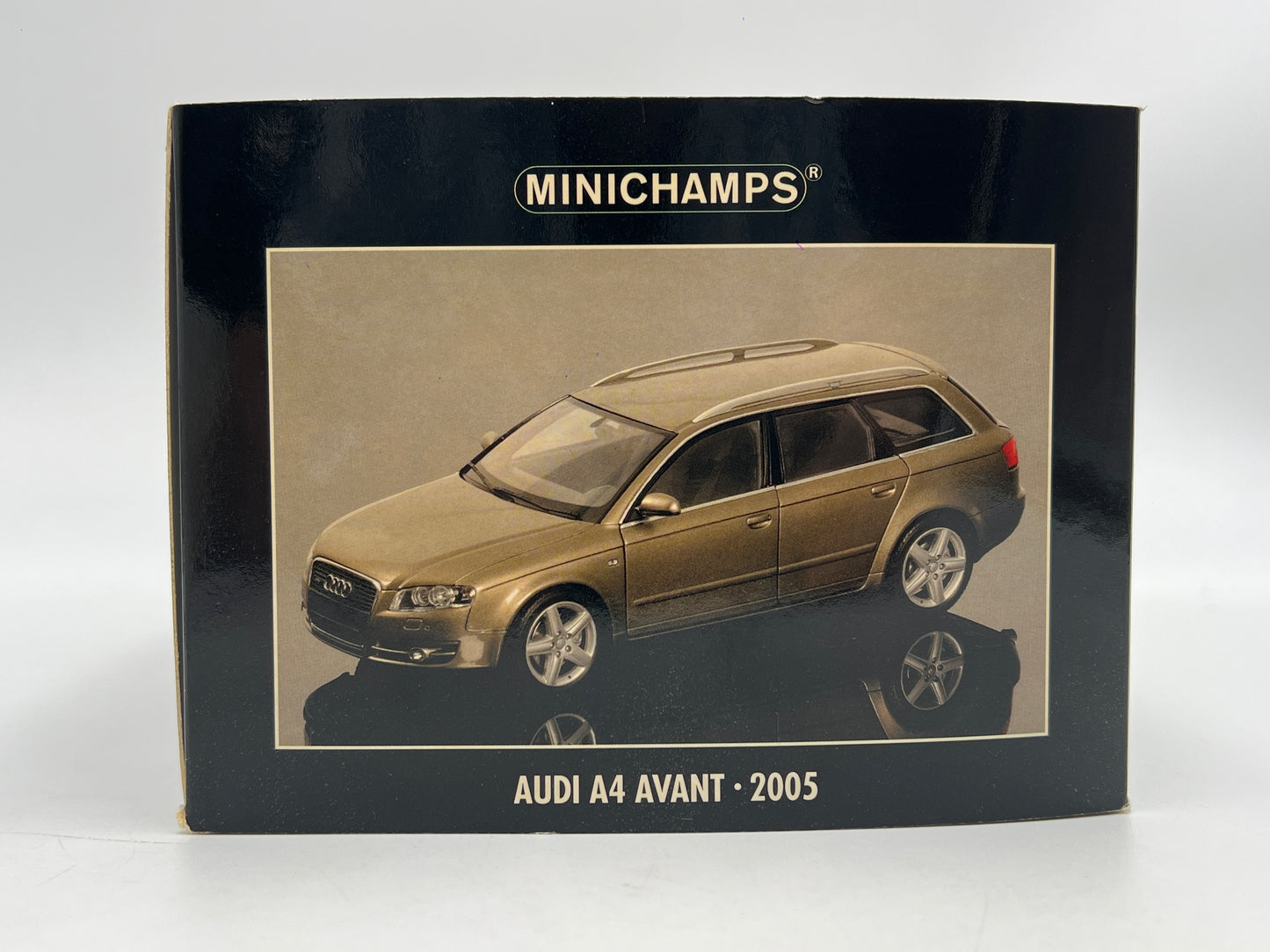 Minichamps 1:18 Scale 2005 Audi A4 Avant Beige Metallic Exceptional Detail W/Box See Desc