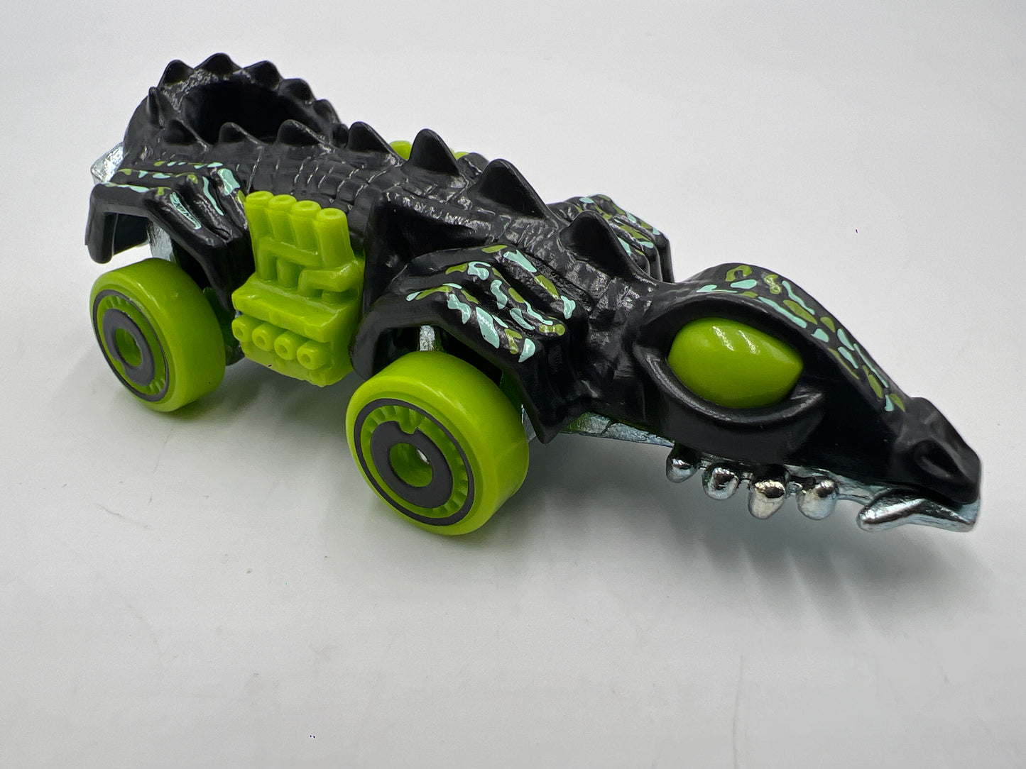 2023 Hot Wheels Mystery Models Series 2 #5 Fangster Black