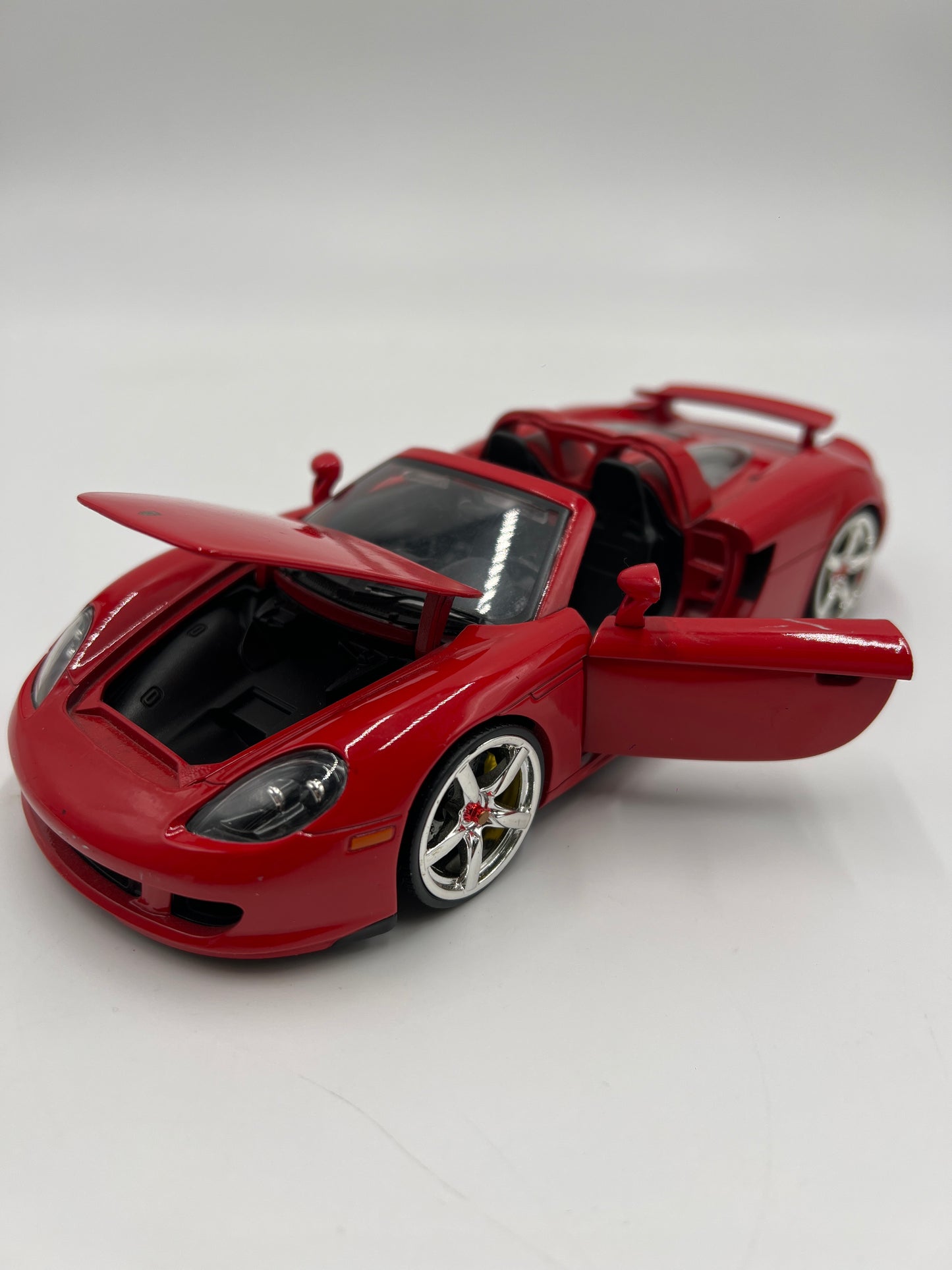 Jada Toys 1/24 Scale Porsche Carrera GT Red Loose