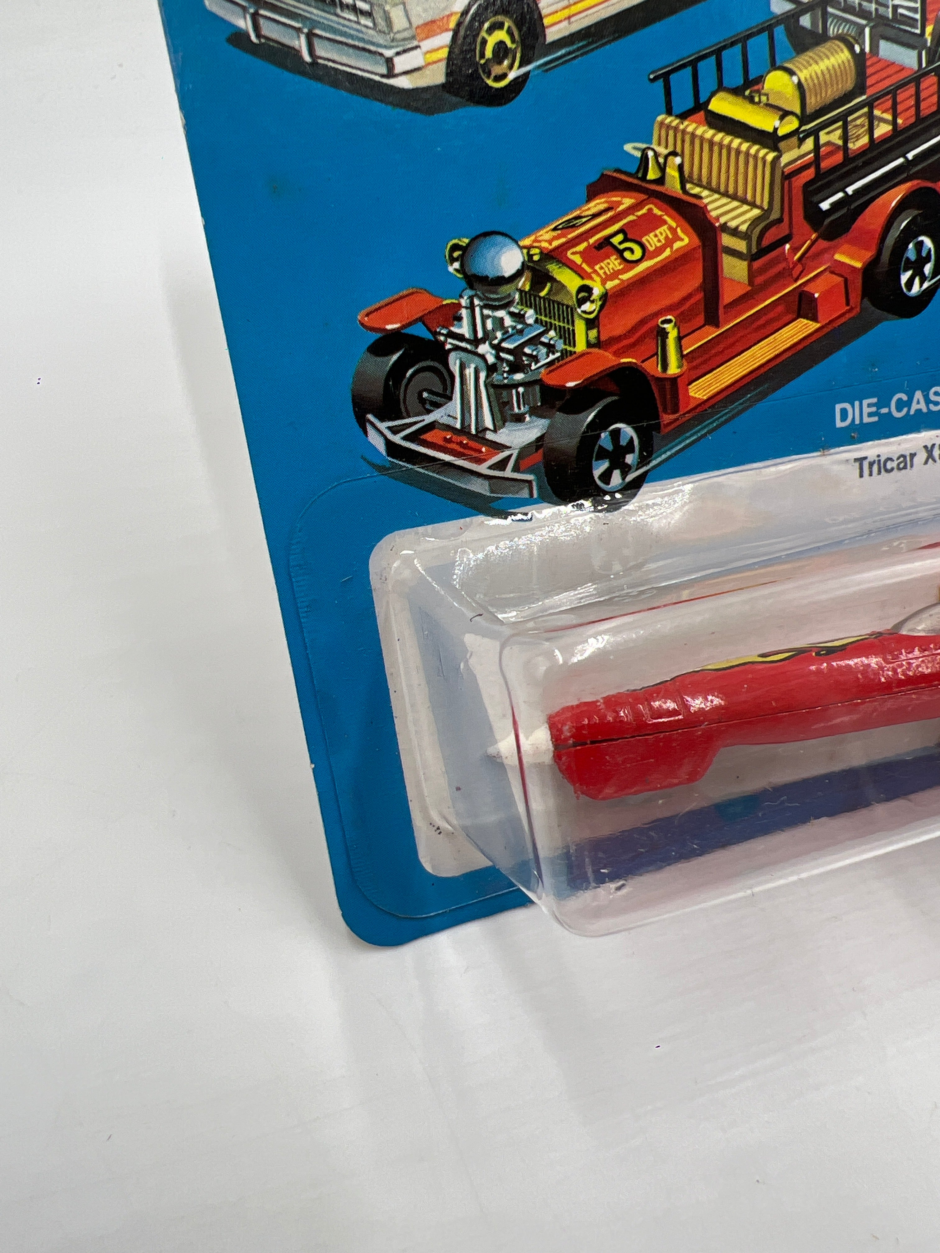 Hot Wheels Original 1981 #1130 Tricer X8 Red Unpunched W/Protector