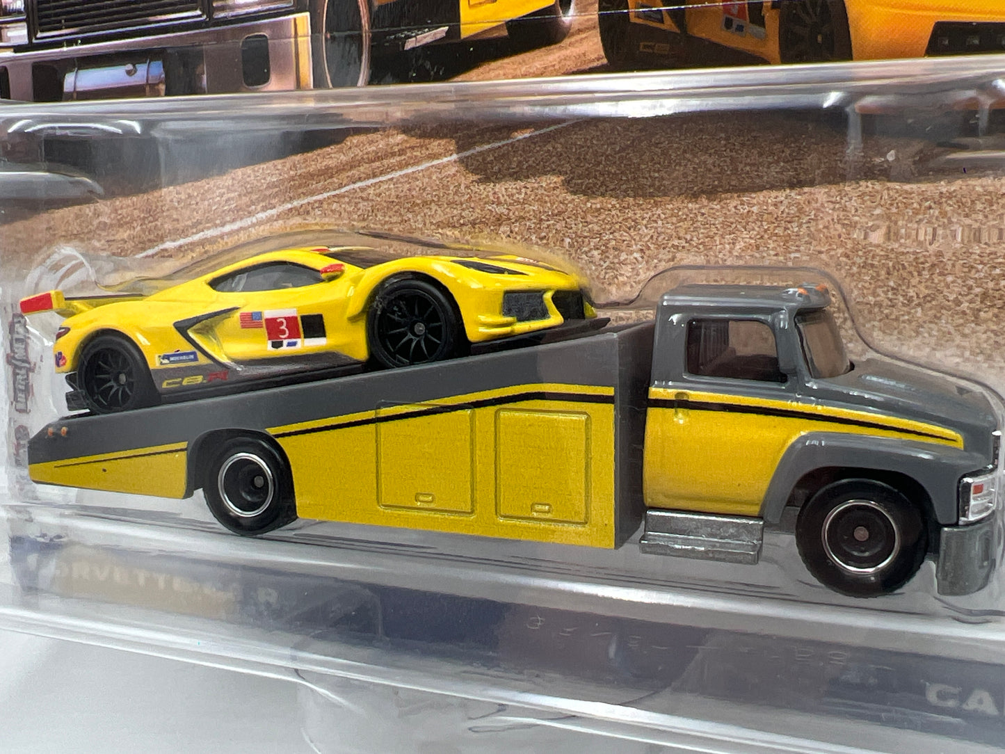 Hot Wheels Team Transport #36 Corvette C8.R & Carry On Reglue Blister