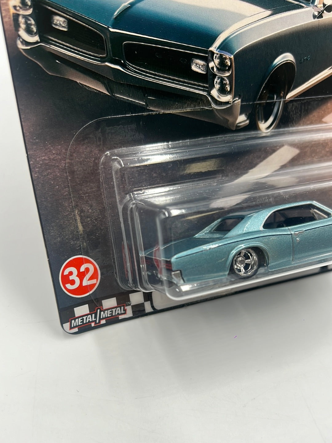 Hot Wheels Premium Boulevard #32 ‘66 Pontiac GTO *Card Off Center* 260G