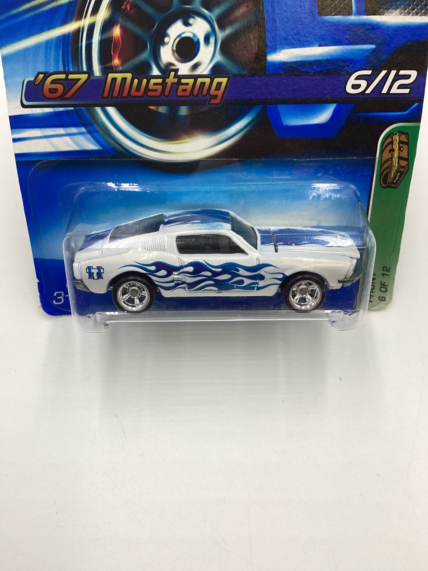 2006 Hot Wheels #044 Treasure Hunt 6/12 67 Mustang White W/protector * Bad Card*