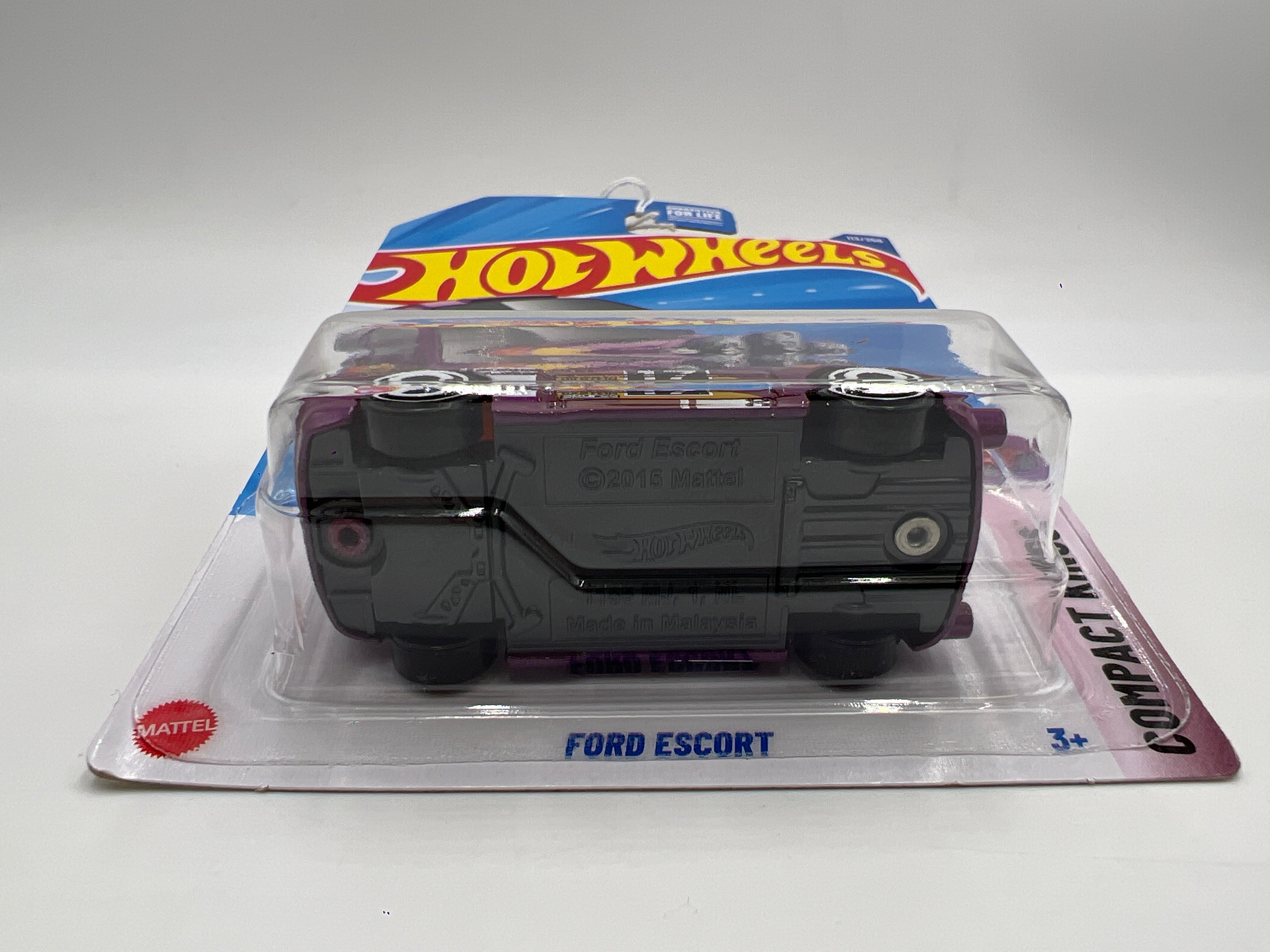 2025 Hot Wheels L Case Compact Kings #113 Ford Escort Purple 32B