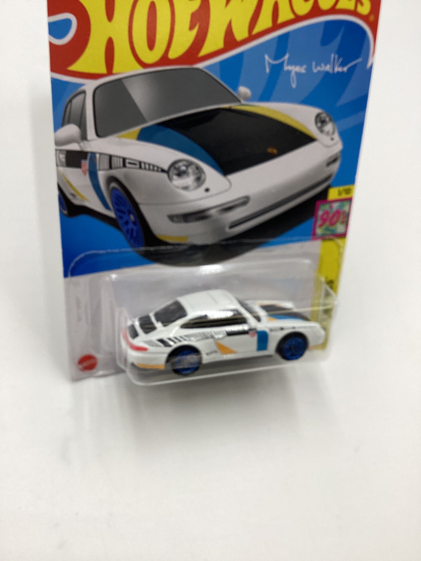 2024 Hot Wheels Q Case #174 96 Porsche Carrera White Magnus Walker 100F