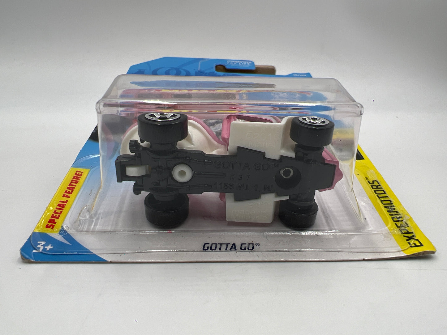 2018 Hot Wheels Experimotors #49 Gotta Go Pink W/Protector