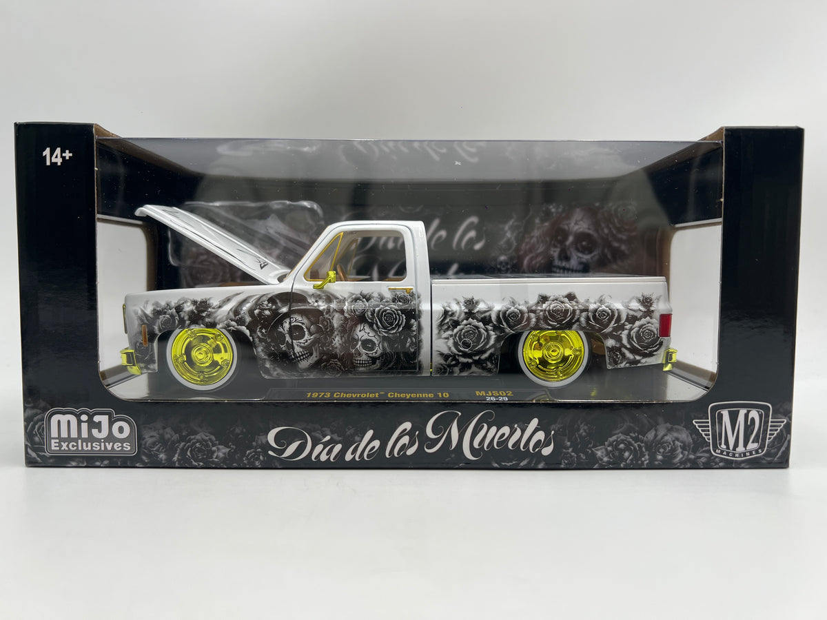 M2 Machines 1/24 MJS02 MiJo 1/500 CHASE Dia De Los Muertos 1973 Chevrolet Cheyenne 10