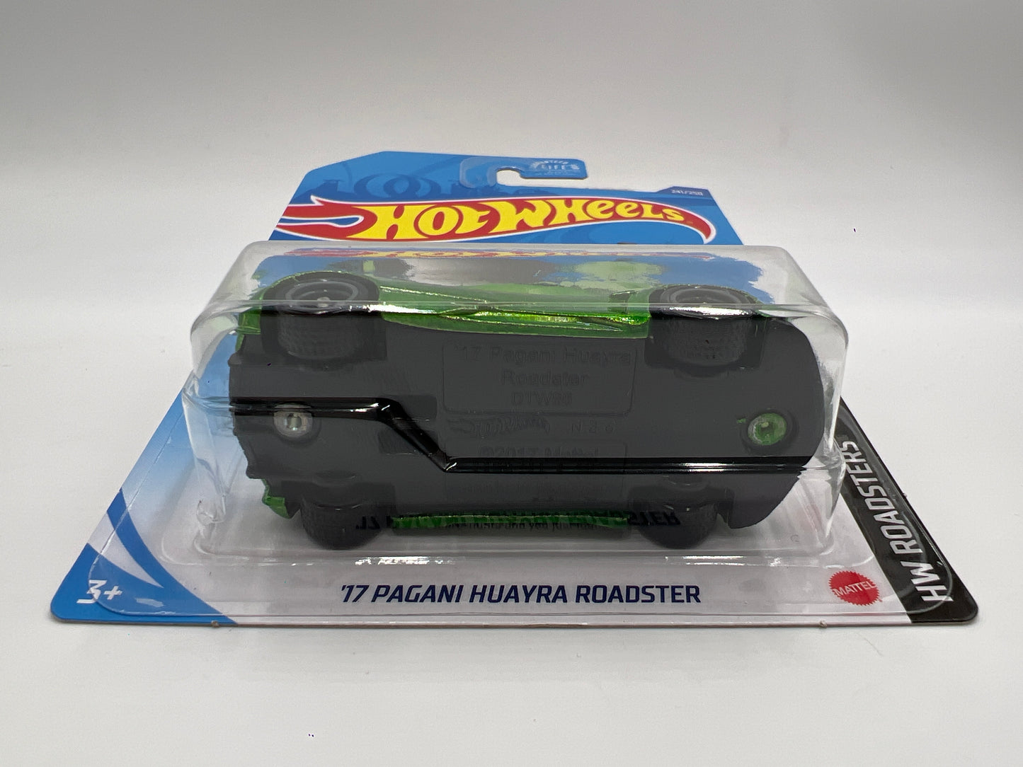 2020 Hot Wheels Super Treasure Hunt #241 17 Pagani Huayra Roadster Green W/Protector