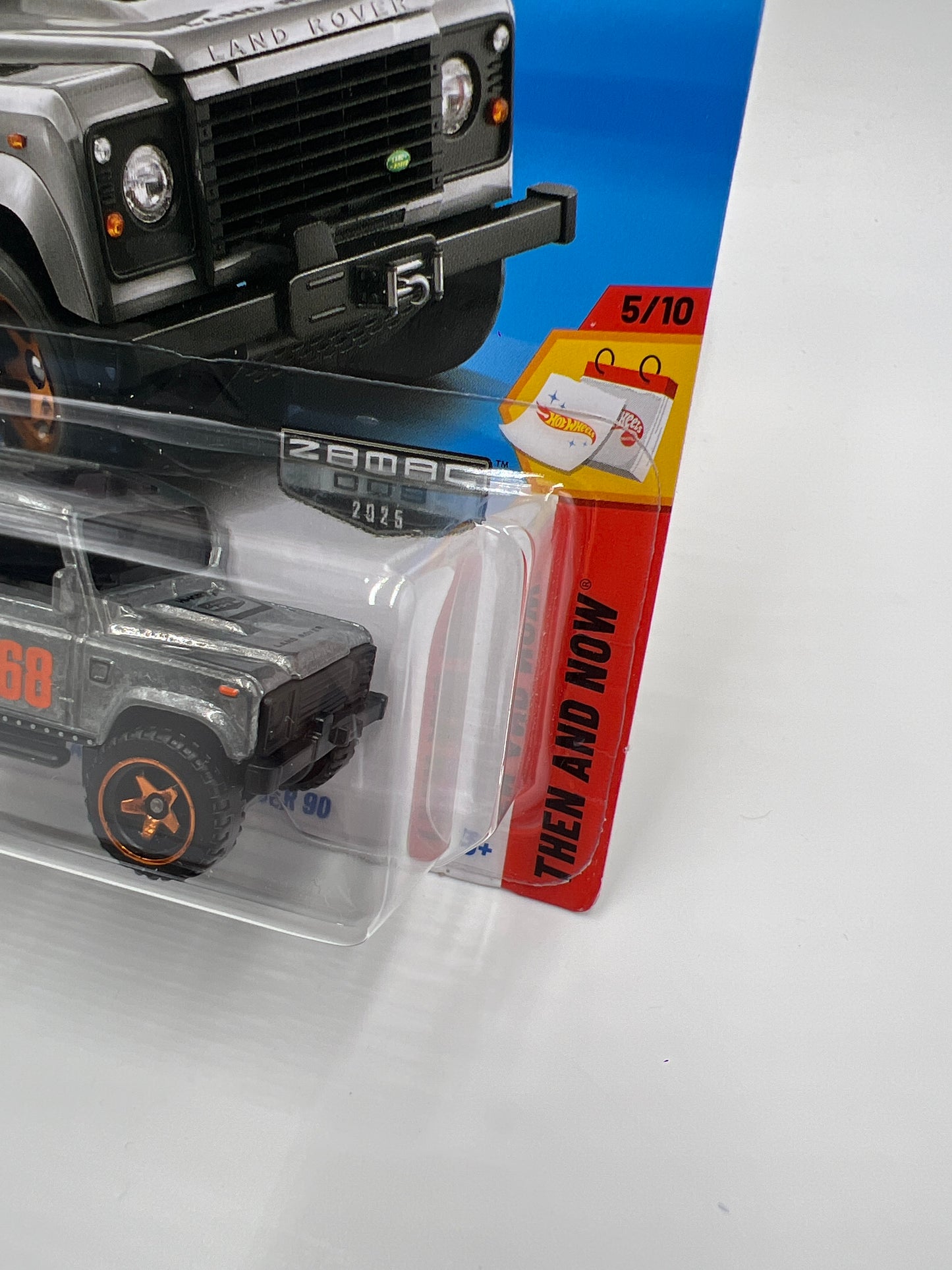 2025 Hot Wheels Walmart Exclusive Zamac 9 #210 Land Rover Defender 90 144E