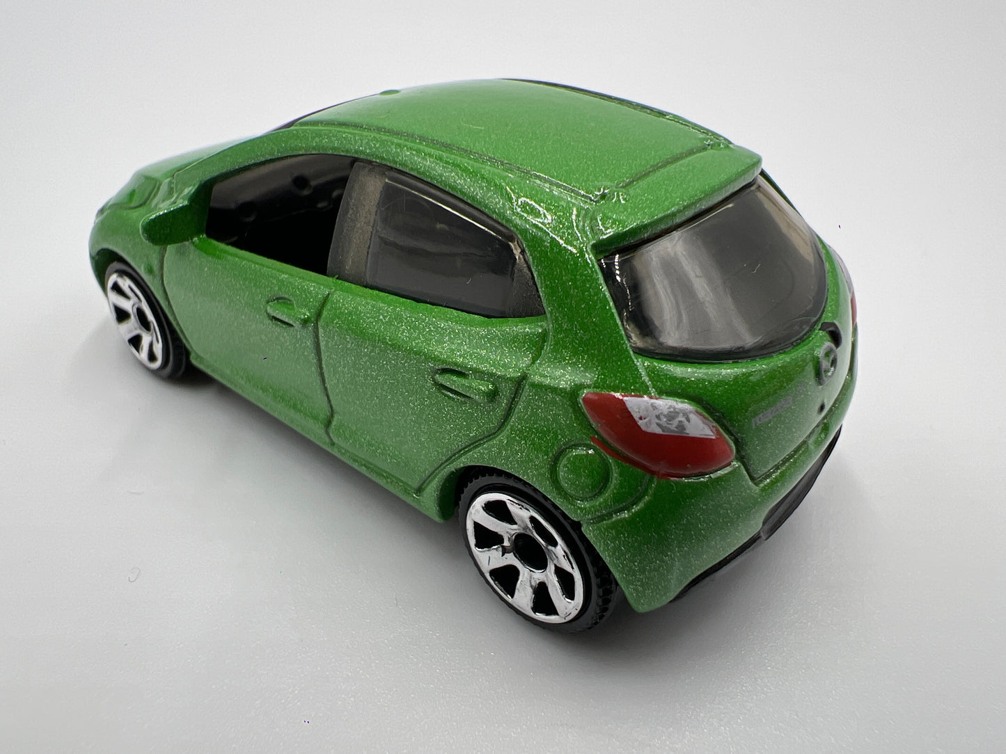 Matchbox 1/64 2008 Mazda C2 Green Loose