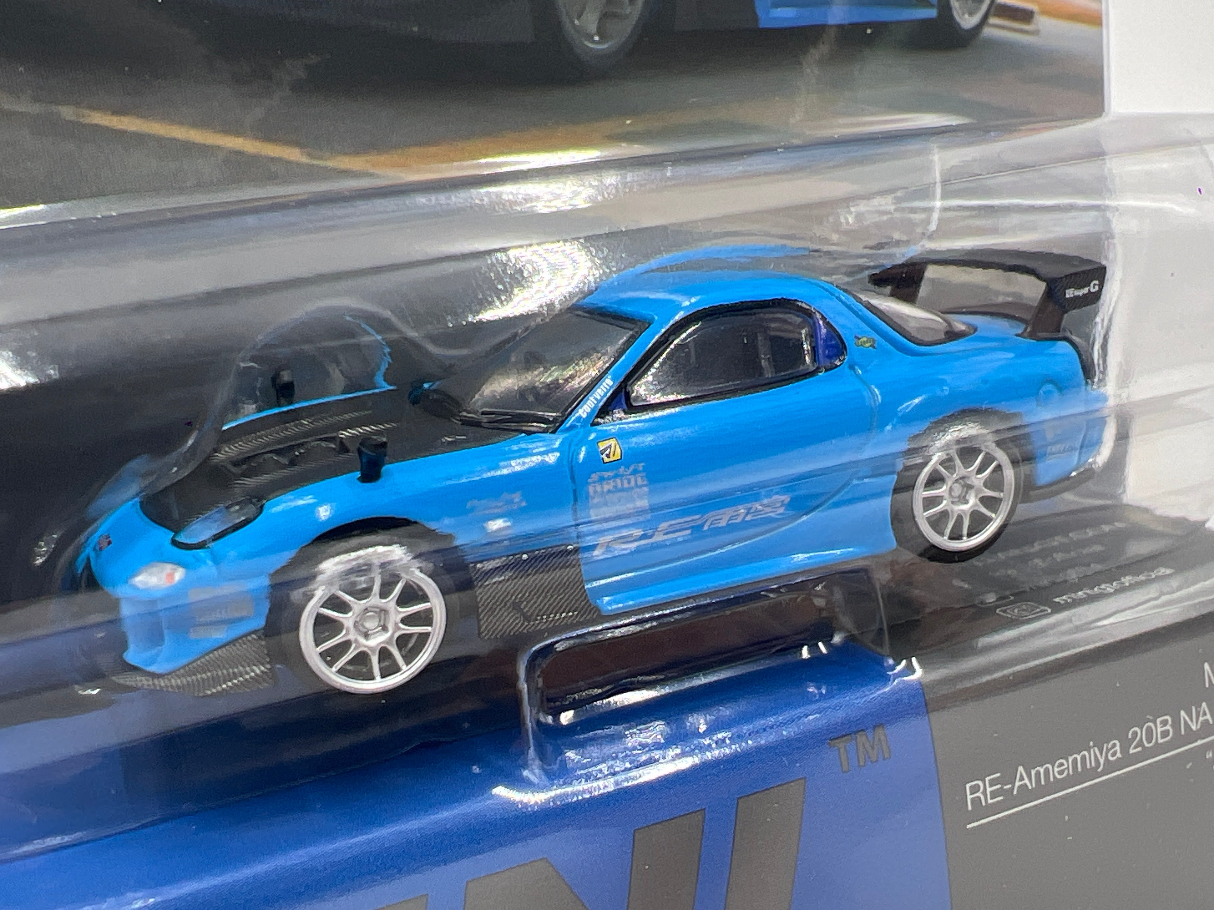 Mini GT #1046 Mazda RX-7 RE-Amemiya 20B NA 3ROTOR-7 Blue