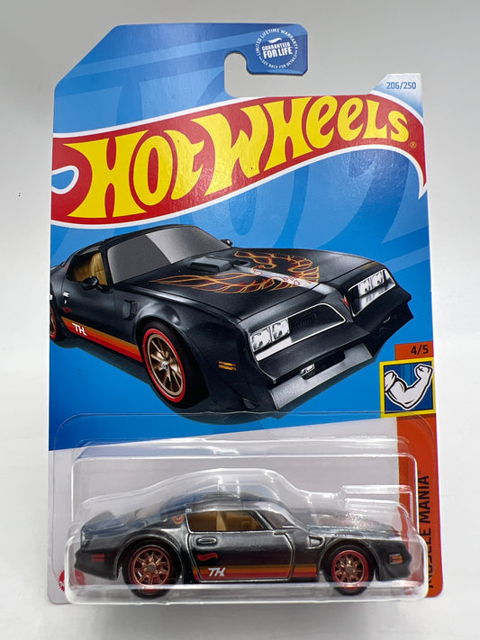 2024 Hot Wheels Super Treasure Hunt #206 L Case 77 Pontiac Firebird T/A W/Protector