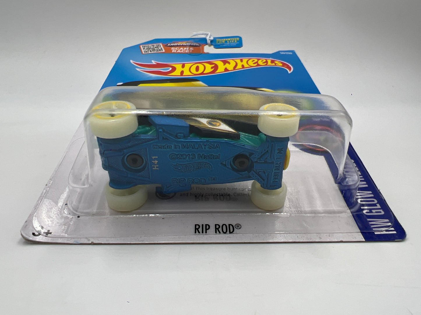 2016 Hot Wheels Glow Wheels Treasure Hunt #50 Rip Rod 274H